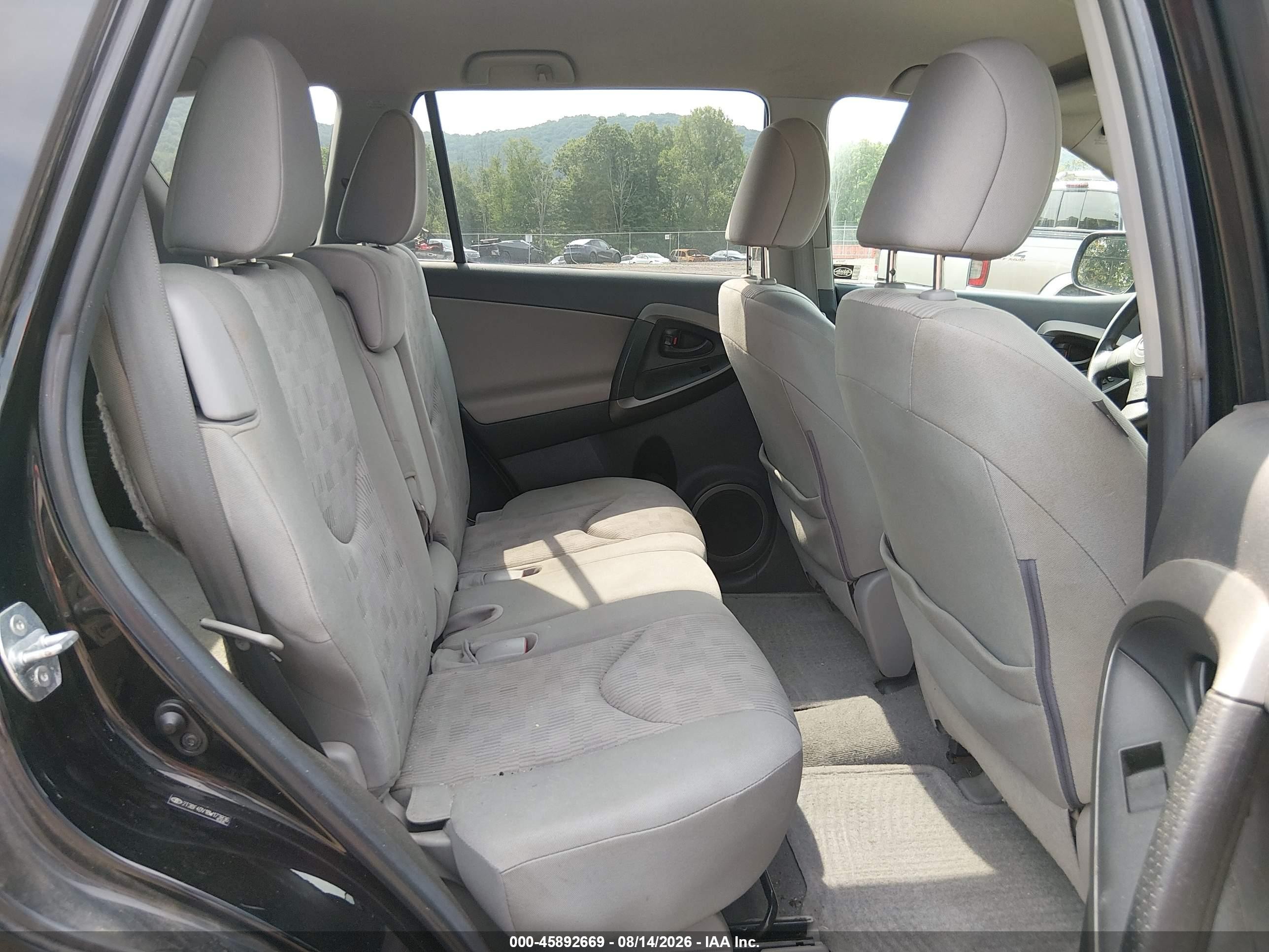 2011 Toyota Rav4   Черный vin: 2T3BF4DV1BW173836