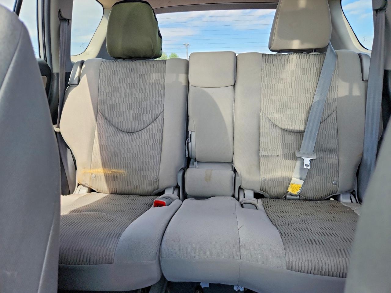 2012 Toyota Rav4 Base Silver vin: 2T3BF4DV1CW194655