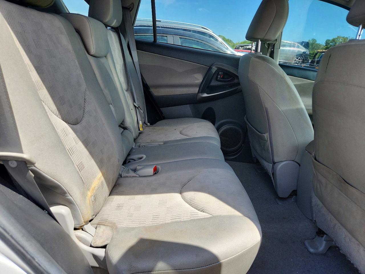 2012 Toyota Rav4 Base Silver vin: 2T3BF4DV1CW194655