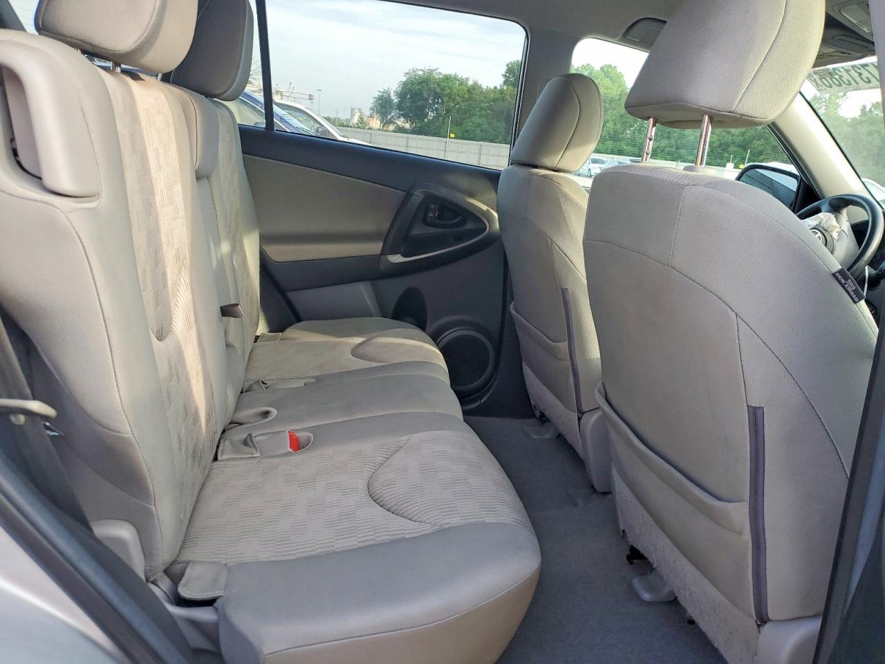 2012 Toyota Rav4 Base Silver vin: 2T3BF4DV1CW204665