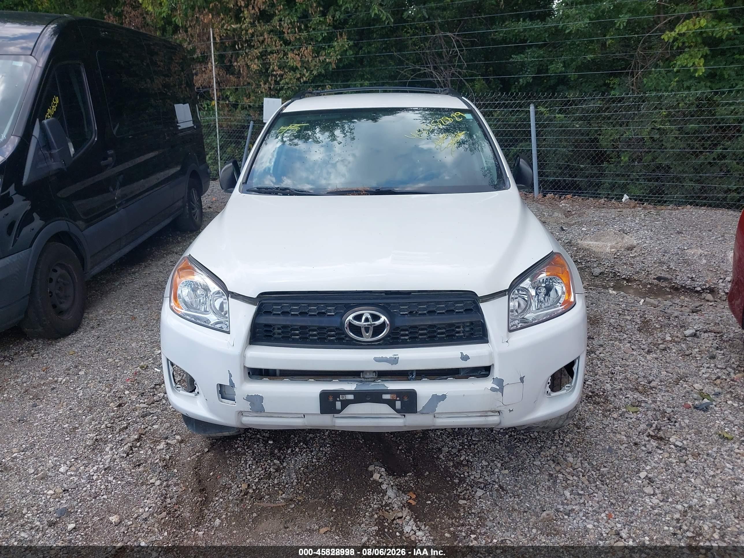 2012 Toyota Rav4   White vin: 2T3BF4DV1CW226276