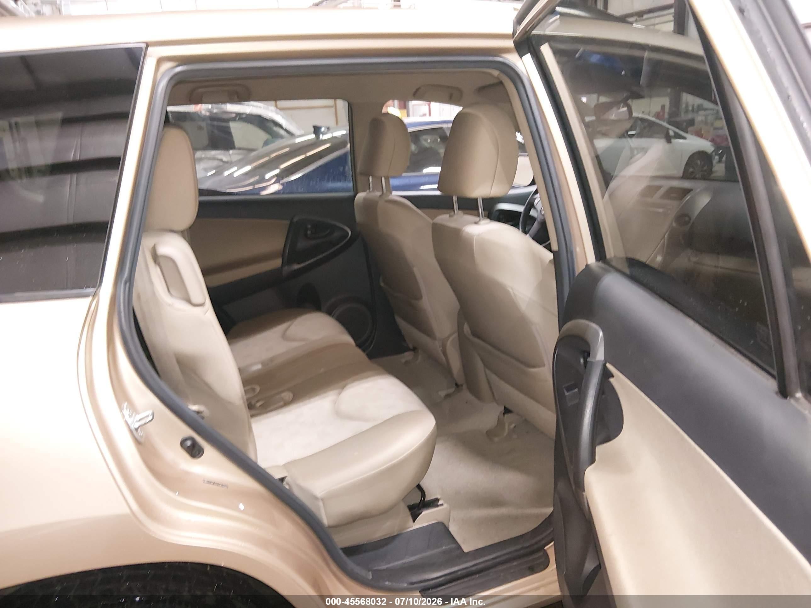 2012 Toyota Rav4   Золотой vin: 2T3BF4DV1CW226570