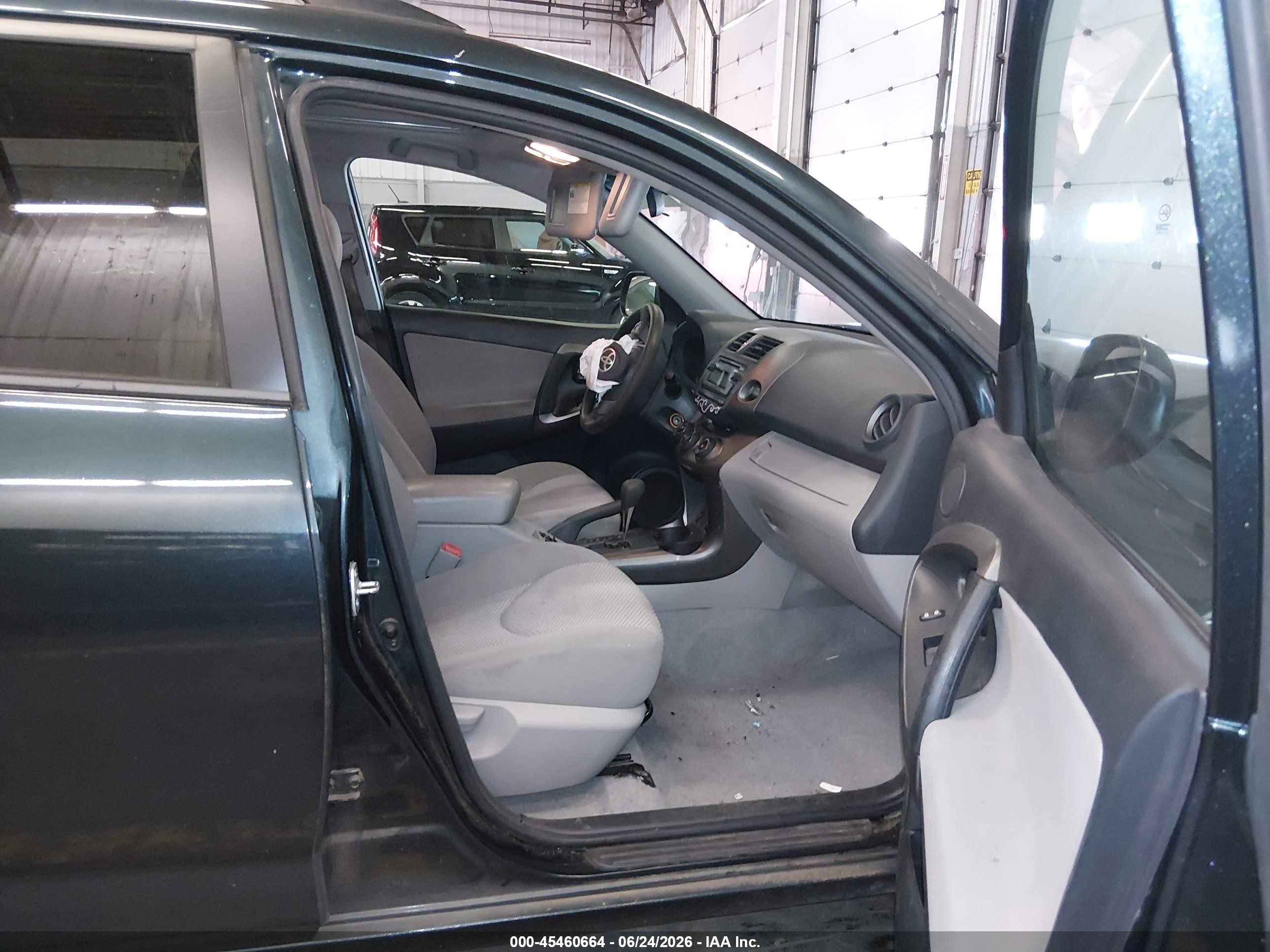 2012 Toyota Rav4   Blue vin: 2T3BF4DV1CW248360