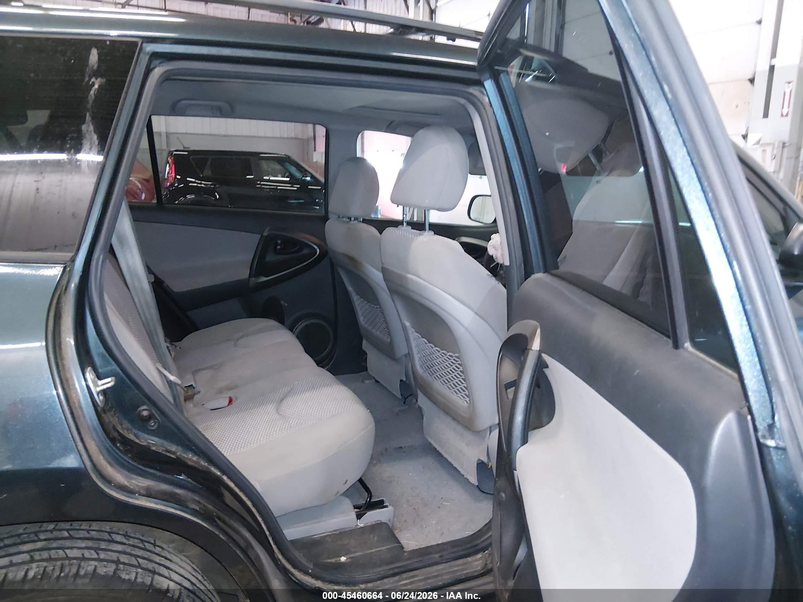 2012 Toyota Rav4   Blue vin: 2T3BF4DV1CW248360