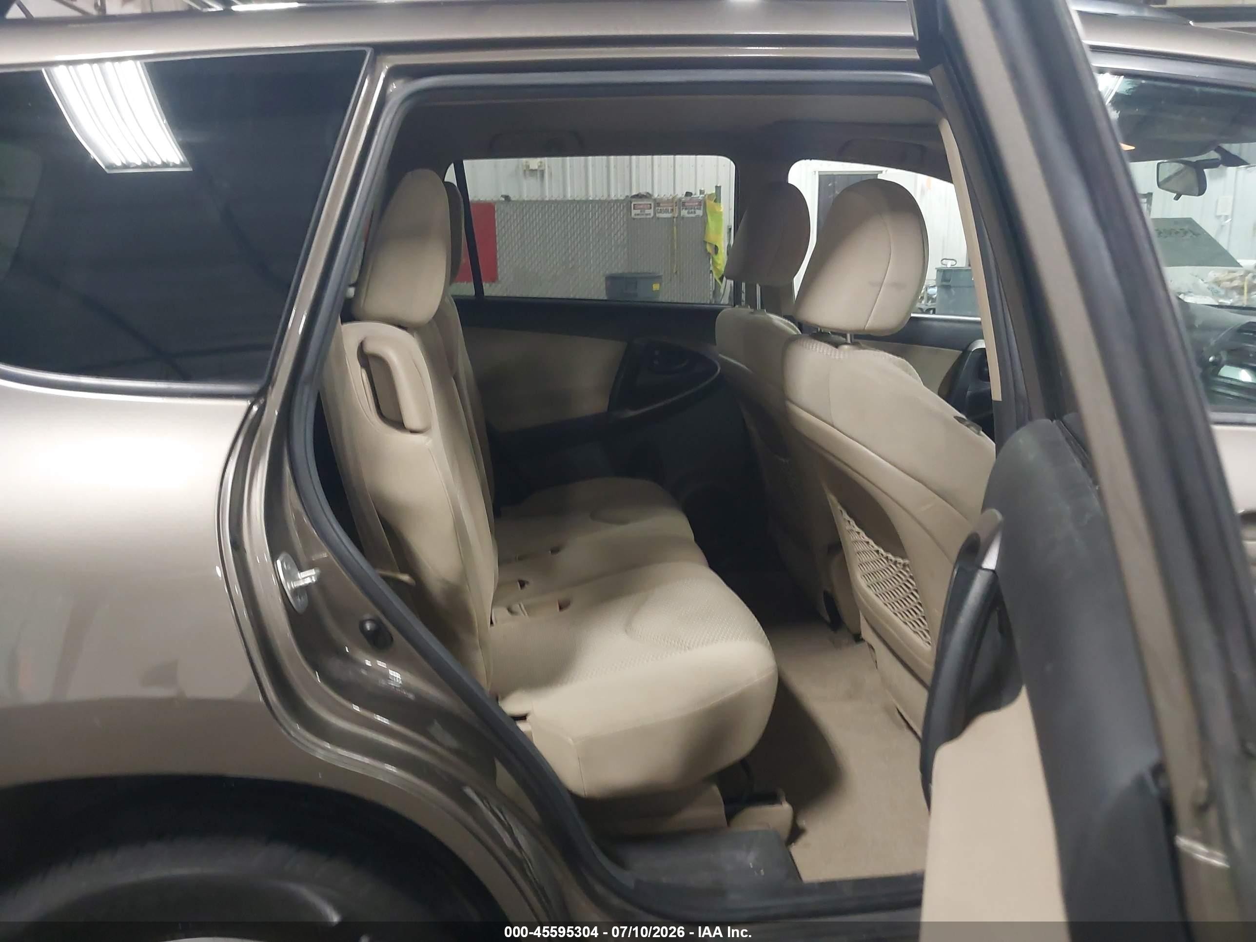 2012 Toyota Rav4   Brown vin: 2T3BF4DV1CW251050