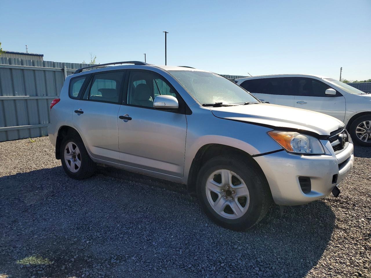 2010 Toyota Rav4 Base Silver vin: 2T3BF4DV2AW045314