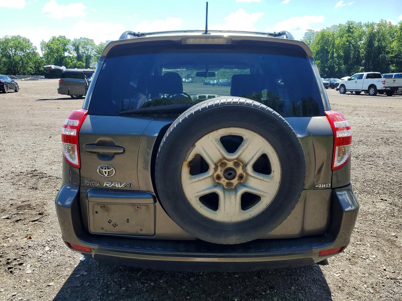 2010 Toyota Rav4 Base Brown vin: 2T3BF4DV2AW045524