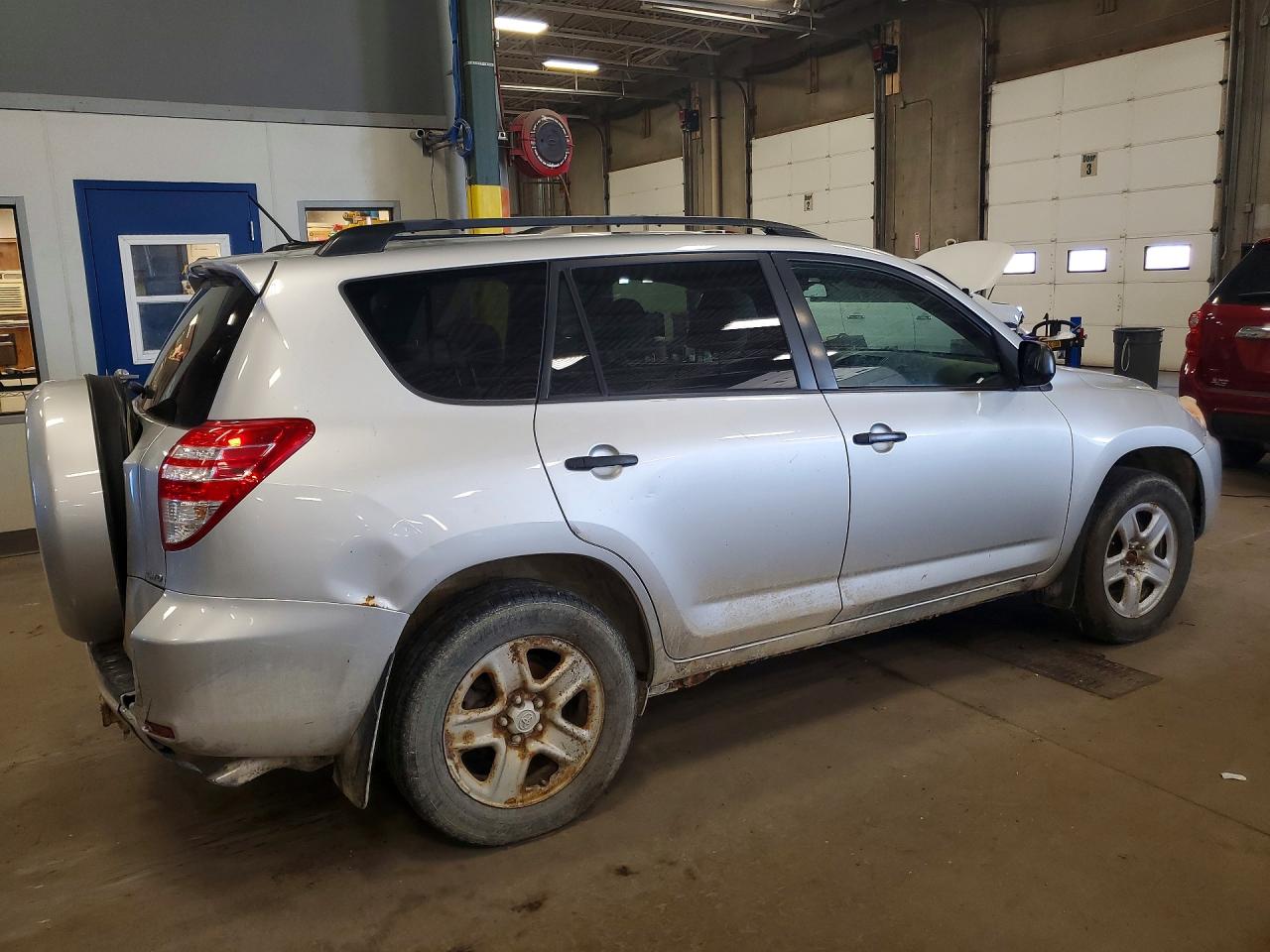 2010 Toyota Rav4 Base Silver vin: 2T3BF4DV2AW061304