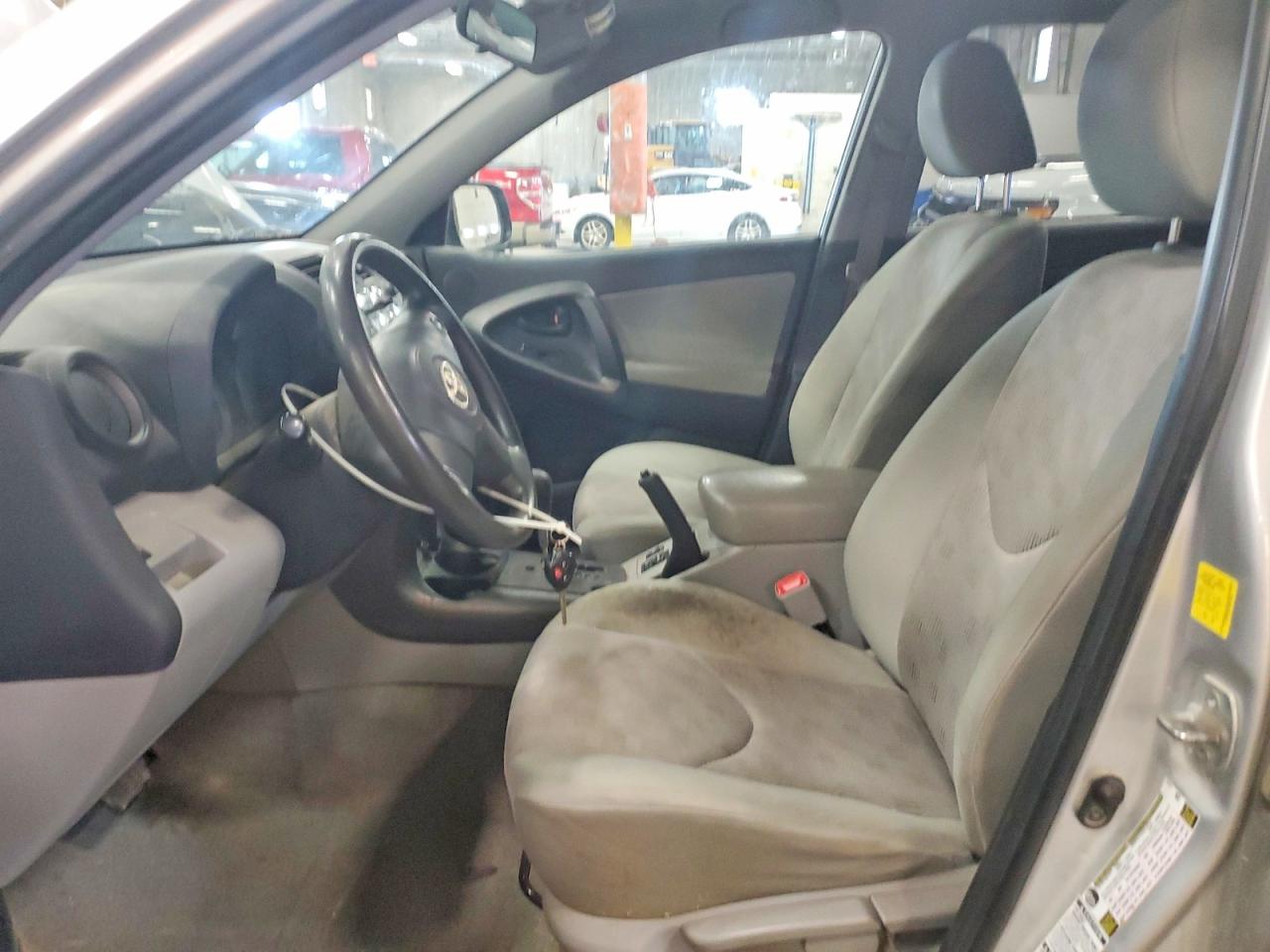 2010 Toyota Rav4 Base Silver vin: 2T3BF4DV2AW061304