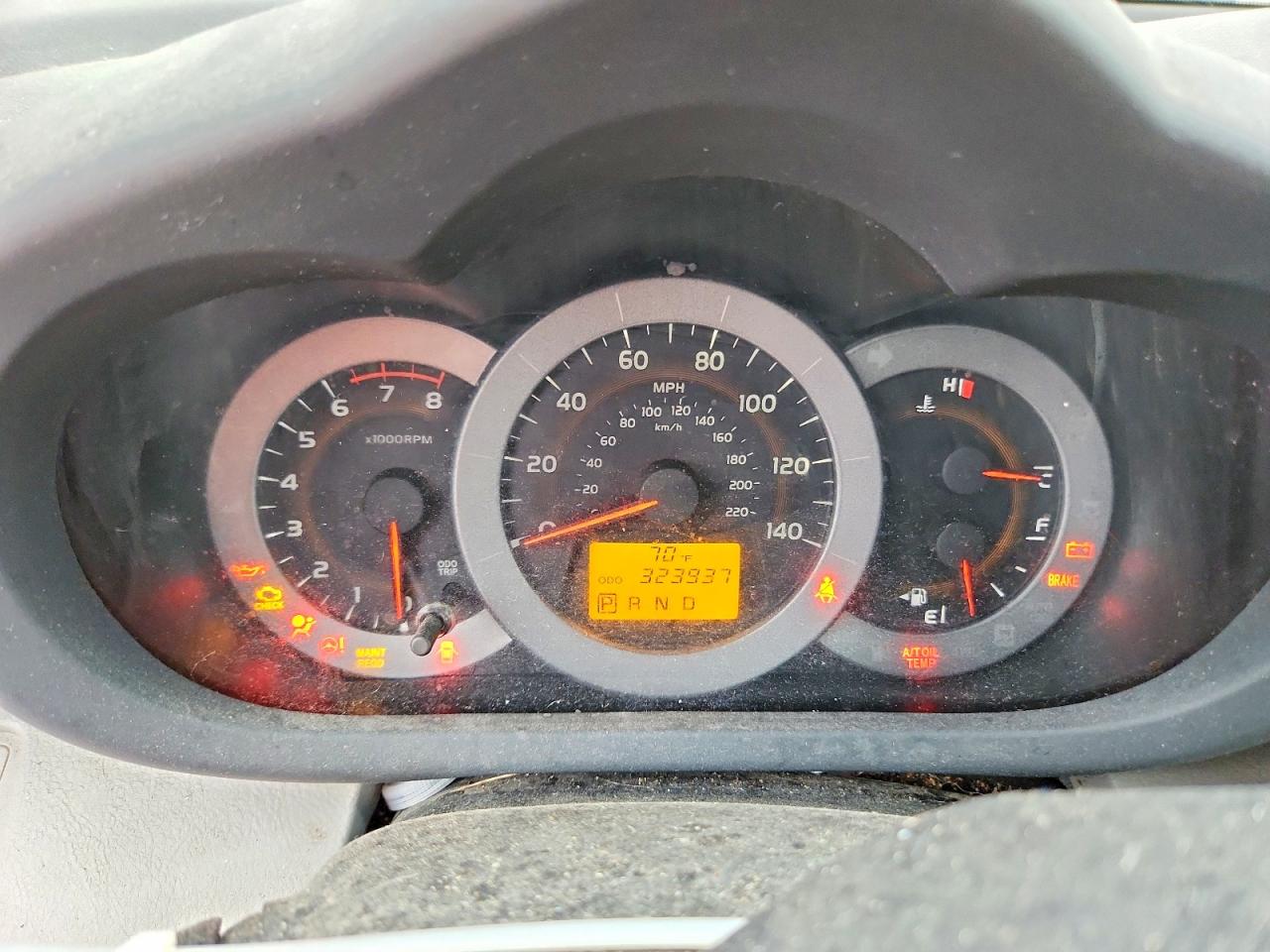 2010 Toyota Rav4 Base Silver vin: 2T3BF4DV2AW068866