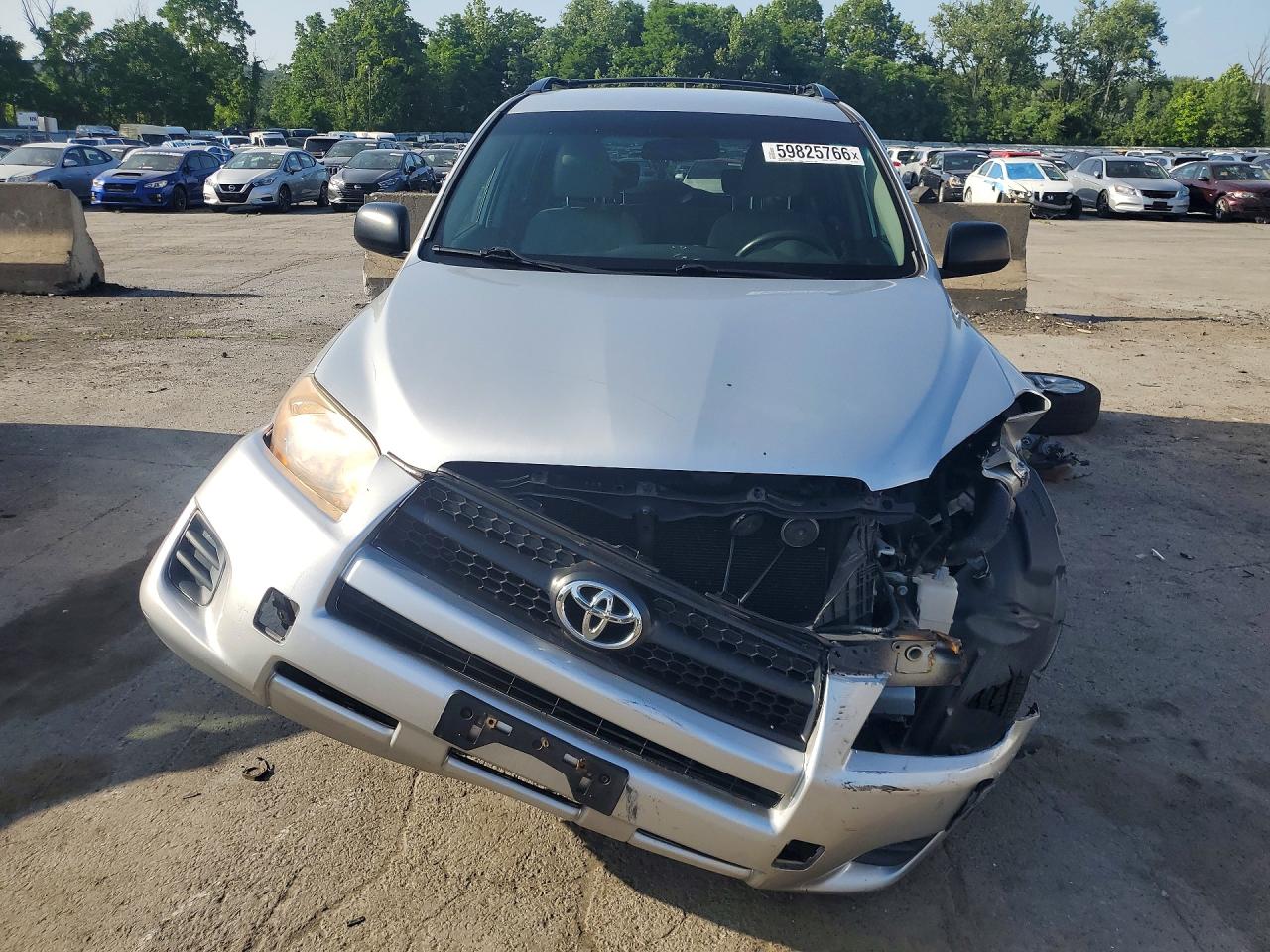 2011 Toyota Rav4 Silver vin: 2T3BF4DV2BW096054