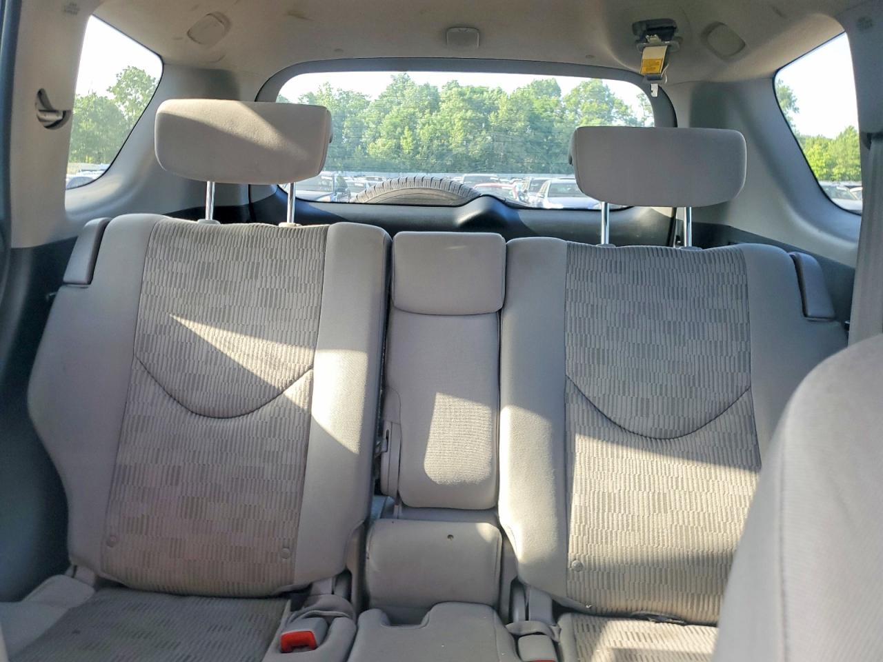2011 Toyota Rav4 Silver vin: 2T3BF4DV2BW096054