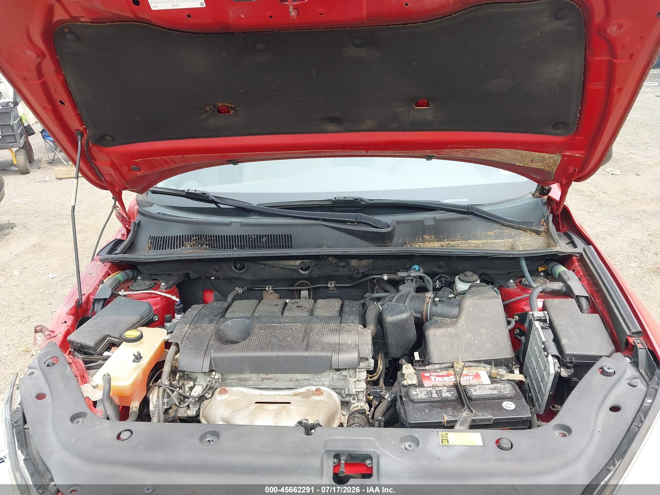 2011 Toyota Rav4   Red vin: 2T3BF4DV2BW112043