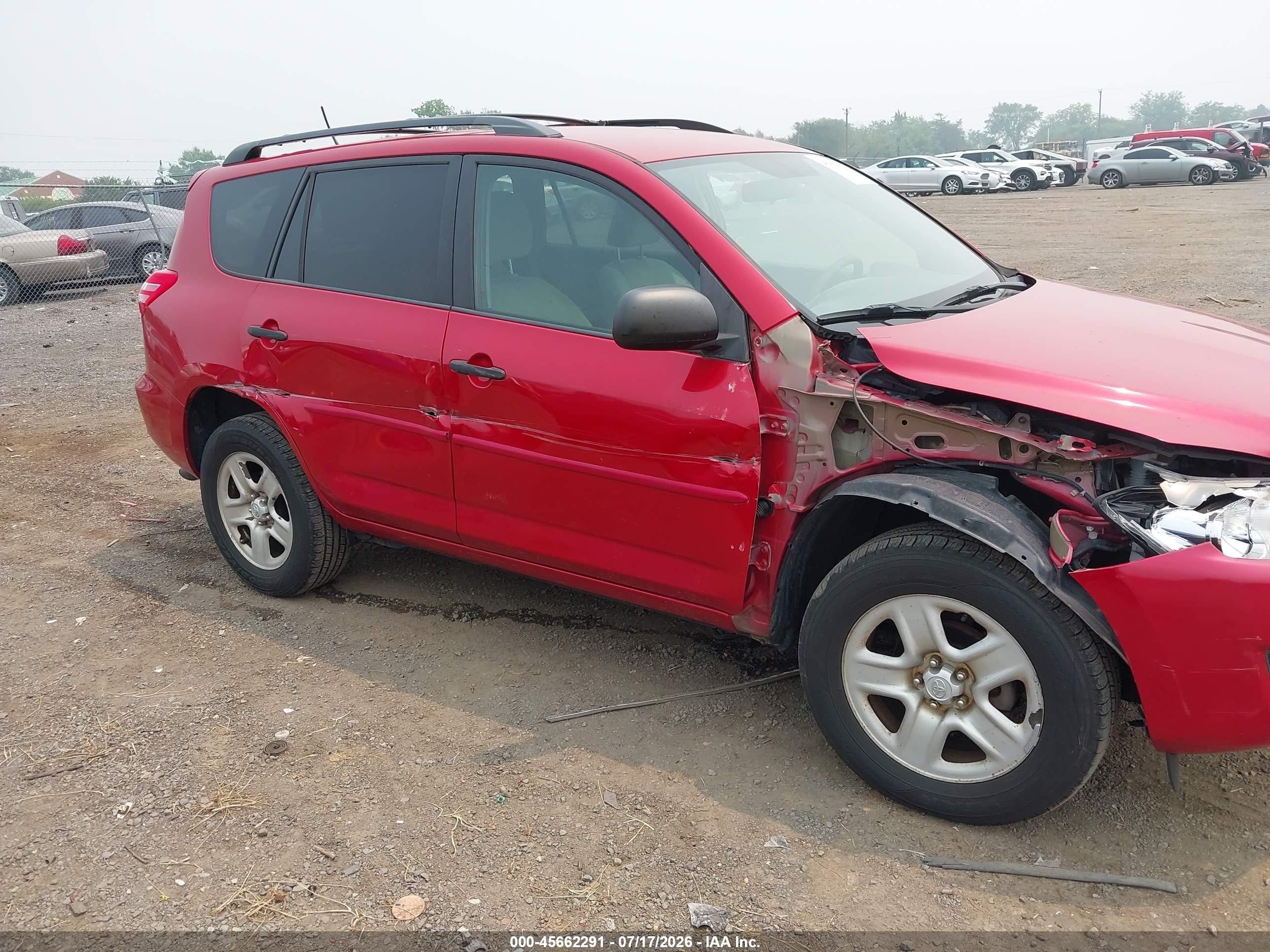 2011 Toyota Rav4   Red vin: 2T3BF4DV2BW112043