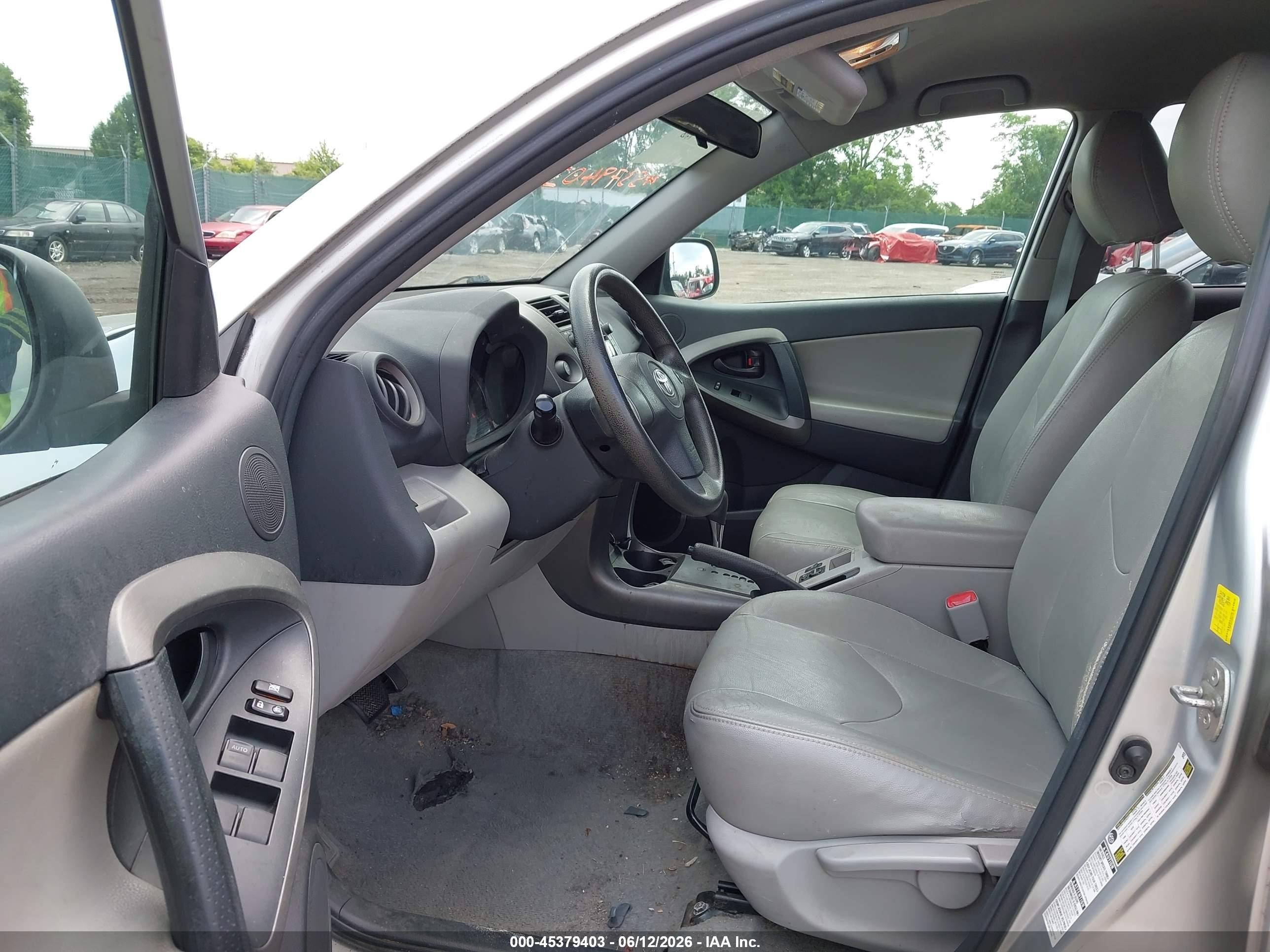 2011 Toyota Rav4   Silver vin: 2T3BF4DV2BW118778