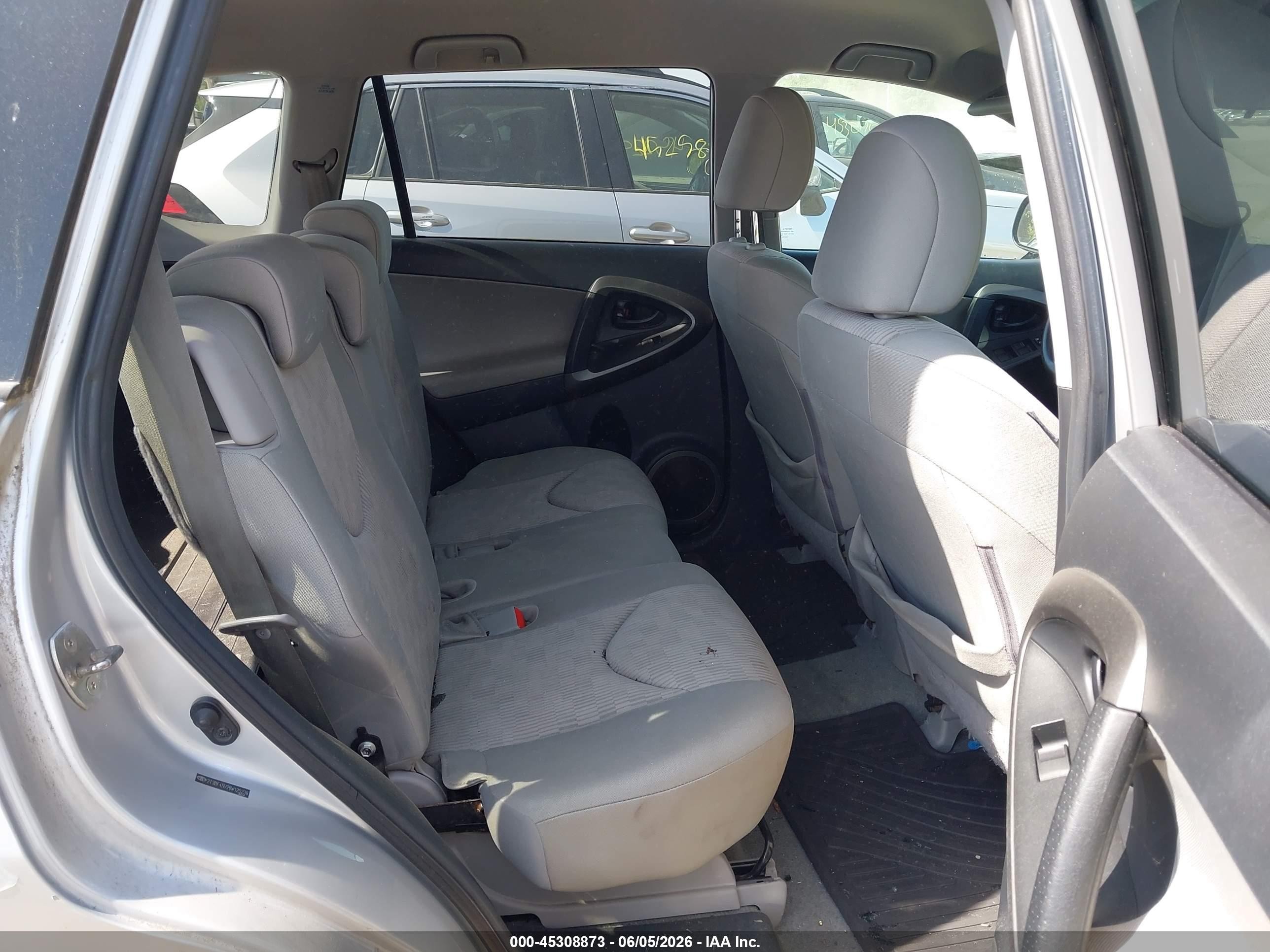 2011 Toyota Rav4 Silver vin: 2T3BF4DV2BW120238