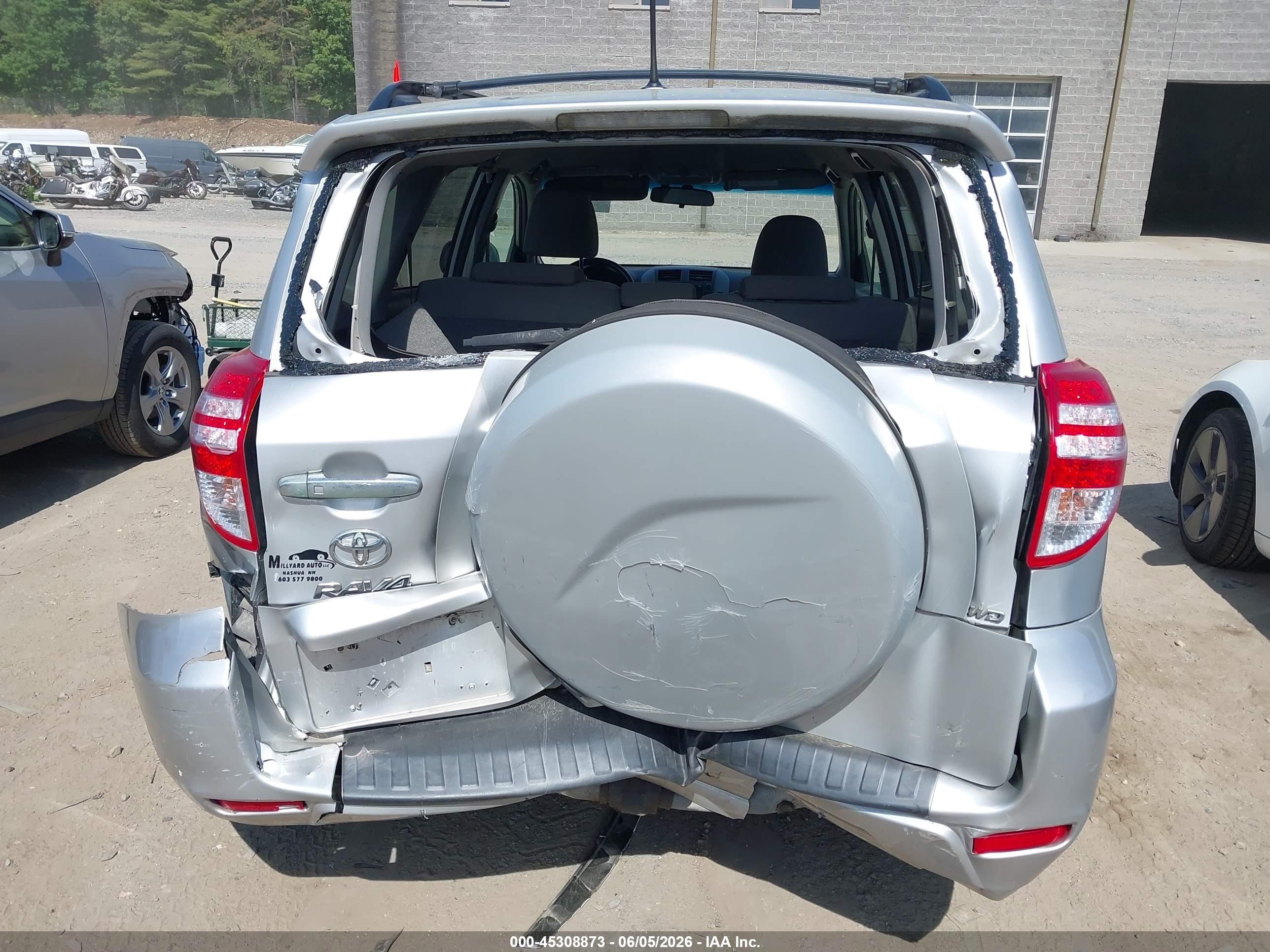 2011 Toyota Rav4 Silver vin: 2T3BF4DV2BW120238