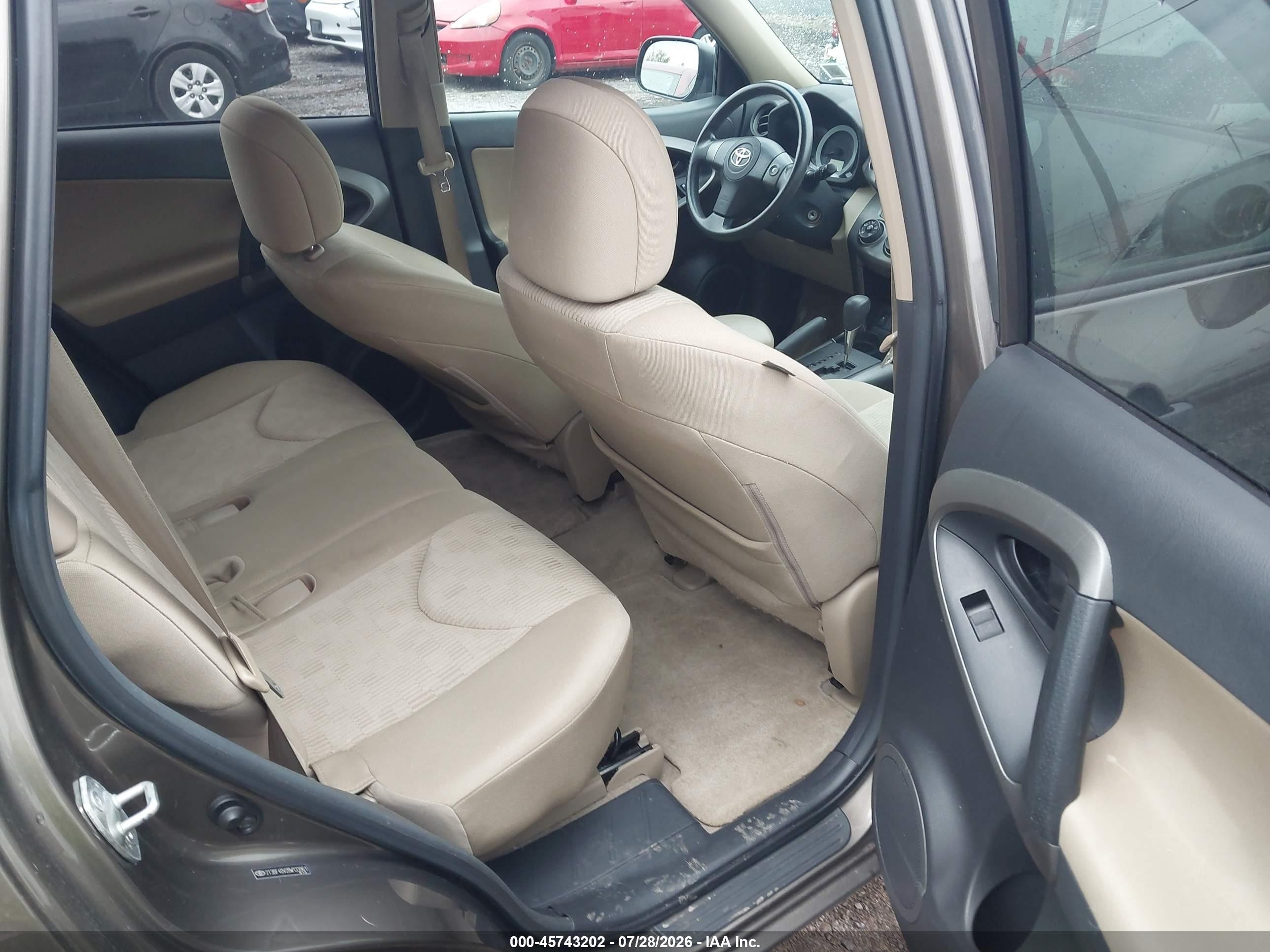 2011 Toyota Rav4   Brown vin: 2T3BF4DV2BW133961