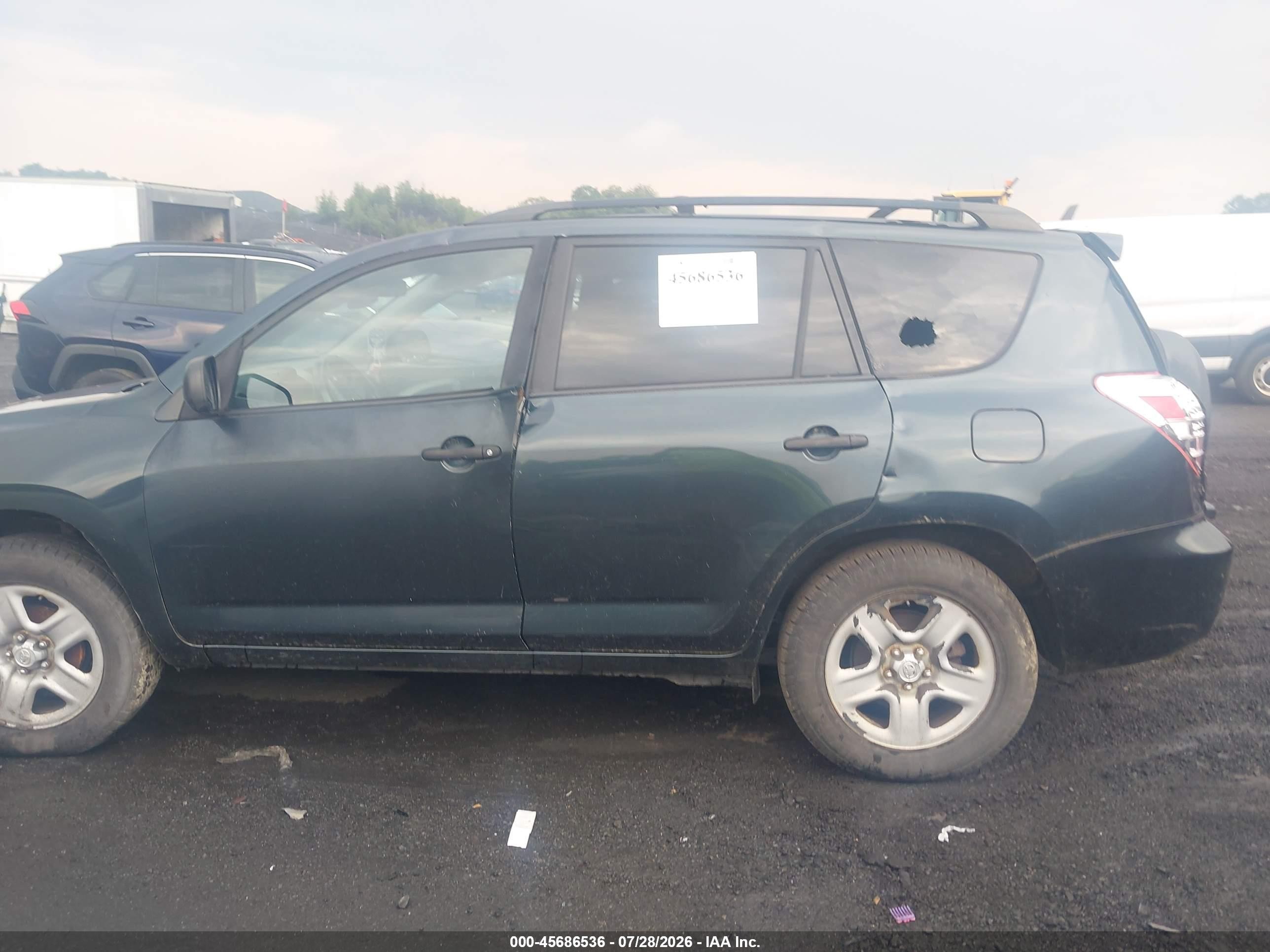 2011 Toyota Rav4   Green vin: 2T3BF4DV2BW141929