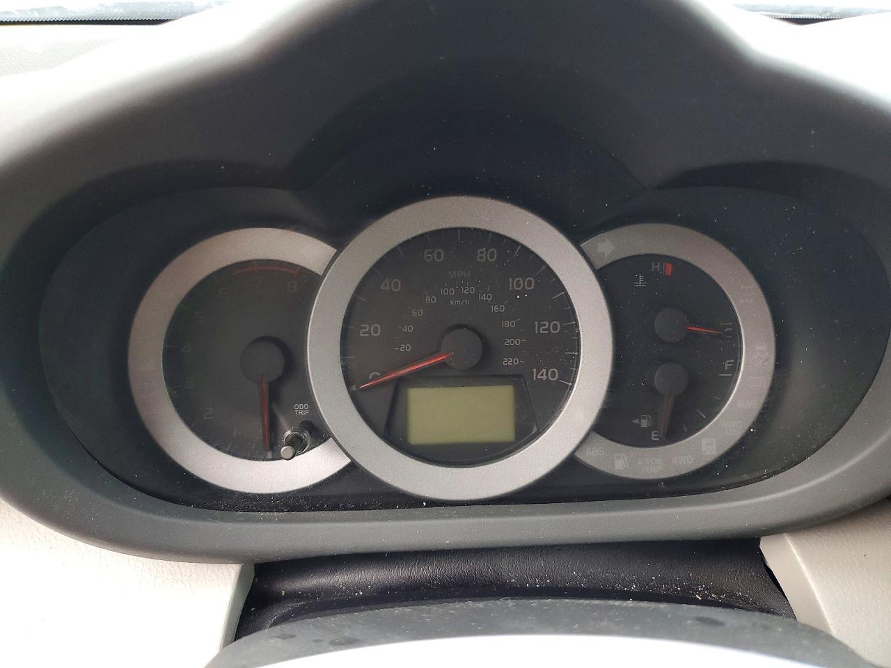 2011 Toyota Rav4 Base Silver vin: 2T3BF4DV2BW149903