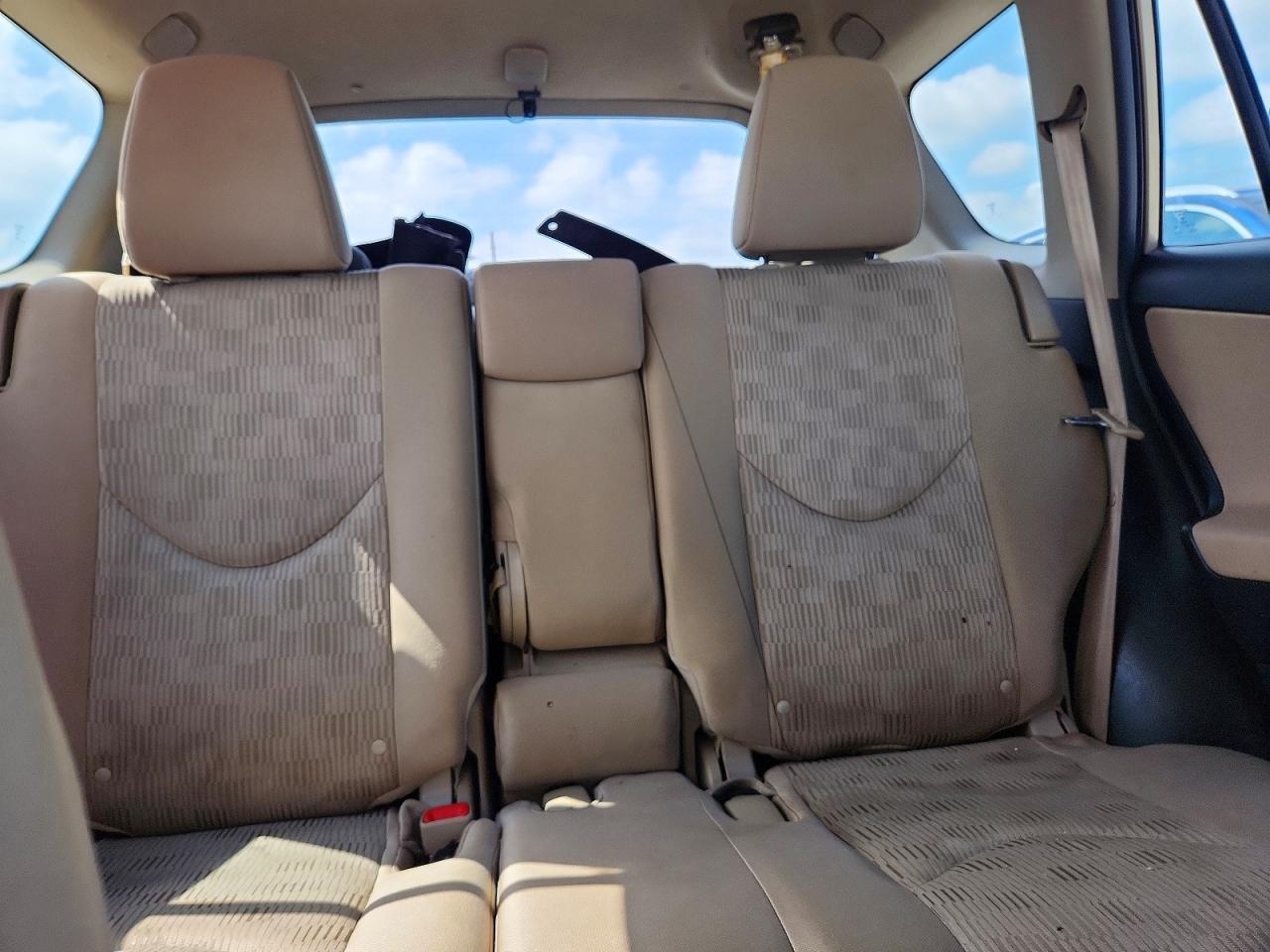 2011 Toyota Rav4 Base Серебряный vin: 2T3BF4DV2BW161890