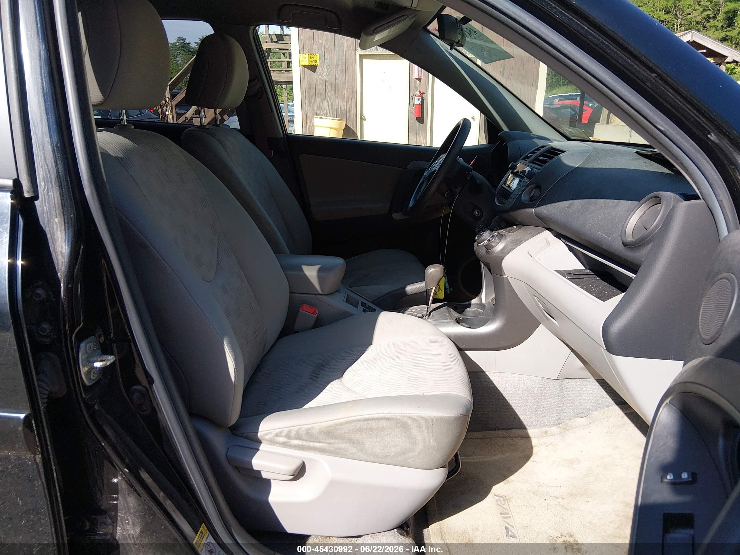 2011 Toyota Rav4   Black vin: 2T3BF4DV2BW164112