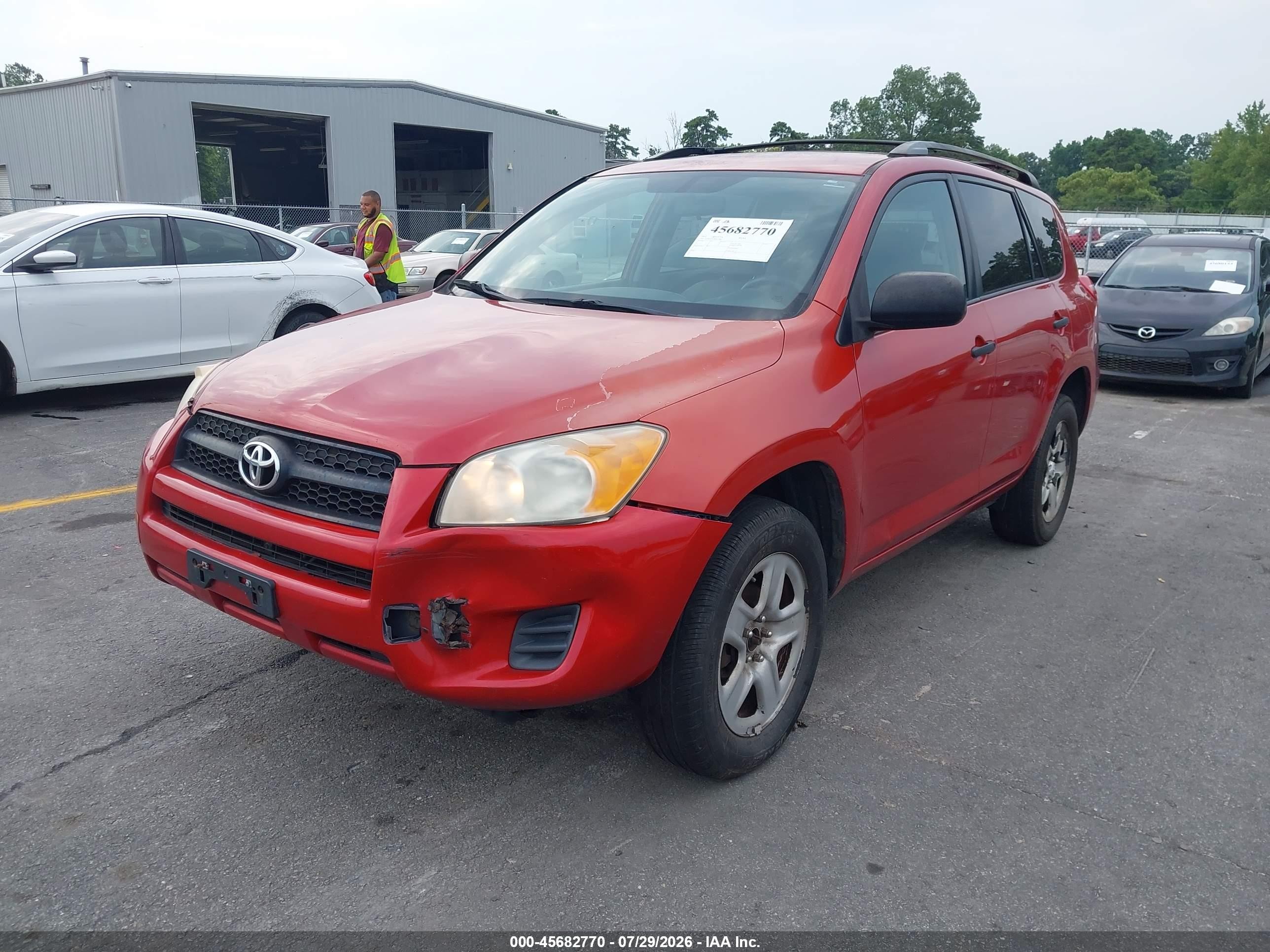 2011 Toyota Rav4   Red vin: 2T3BF4DV2BW170041