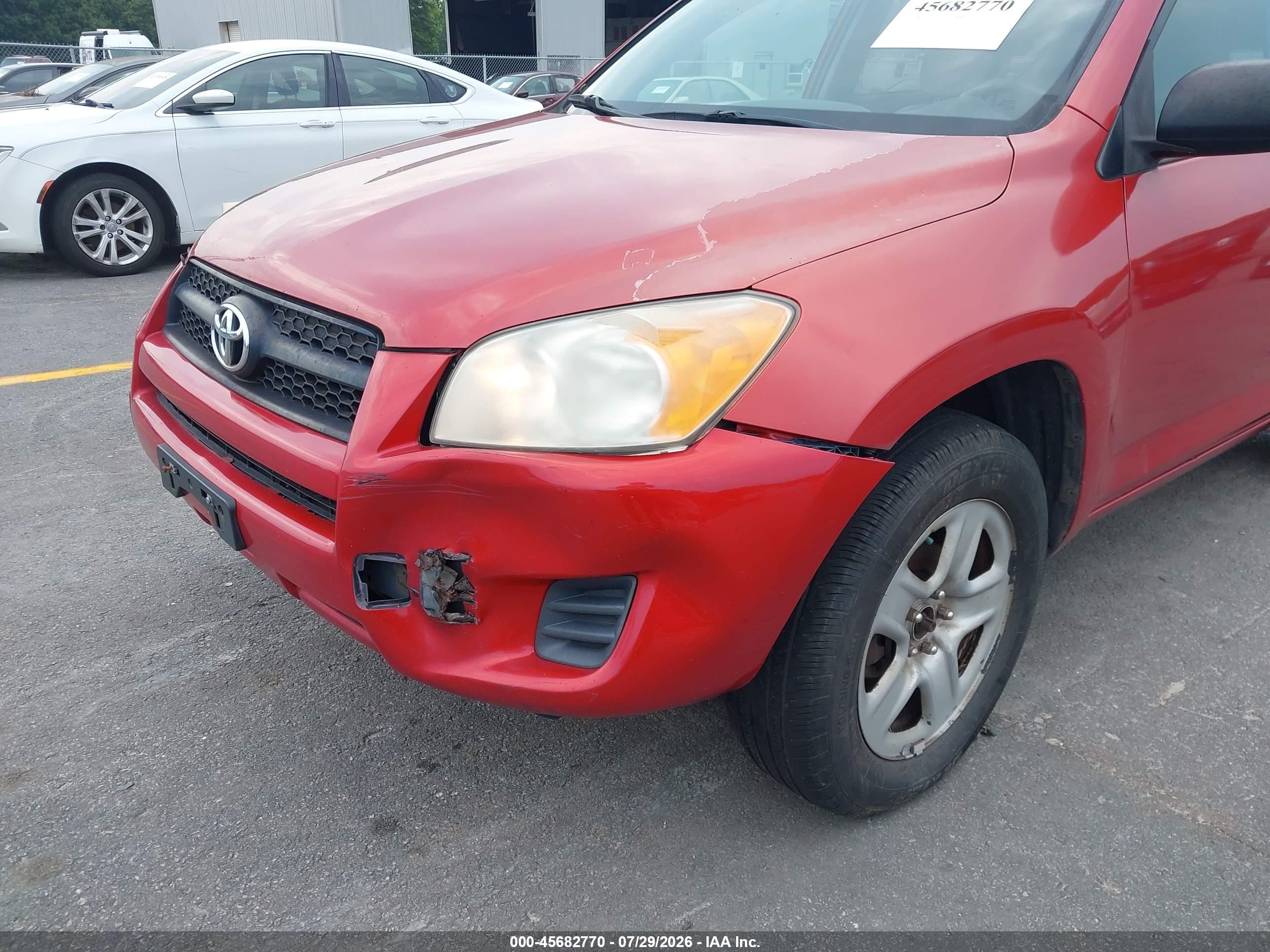 2011 Toyota Rav4   Red vin: 2T3BF4DV2BW170041