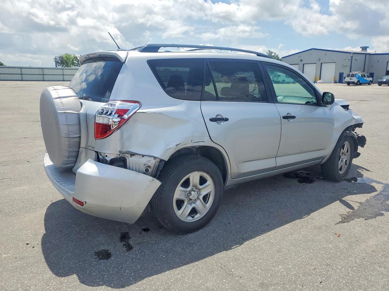 2012 Toyota Rav4 Base Silver vin: 2T3BF4DV2CW185186