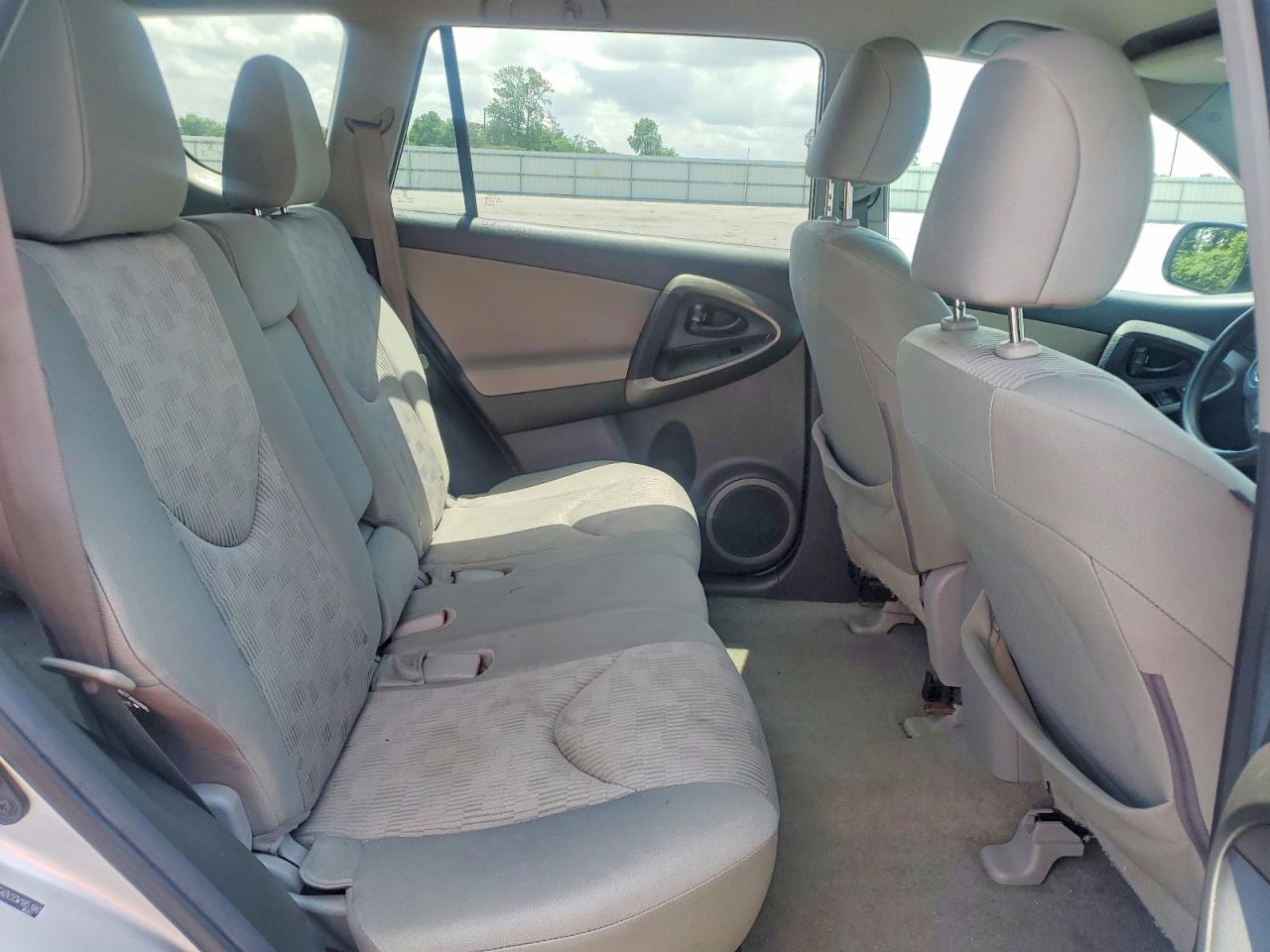 2012 Toyota Rav4 Base Silver vin: 2T3BF4DV2CW185186