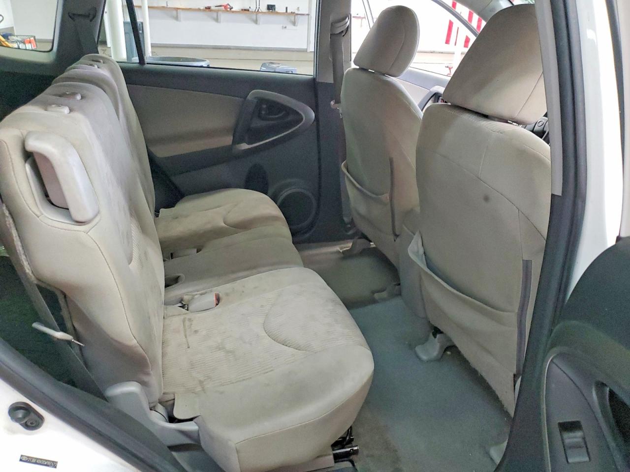 2012 Toyota Rav4 Base White vin: 2T3BF4DV2CW187472