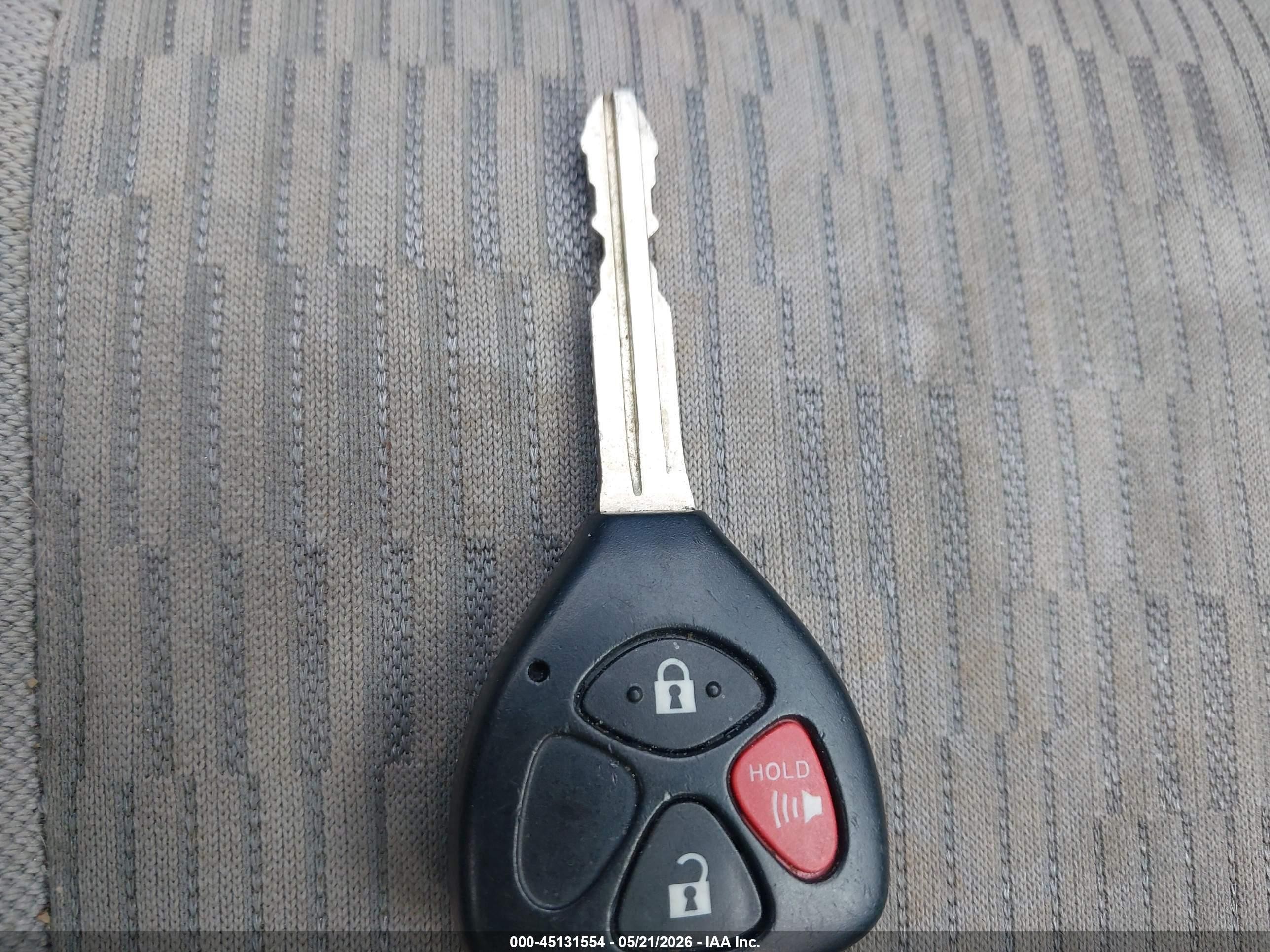 2012 Toyota Rav4   Red vin: 2T3BF4DV2CW195880