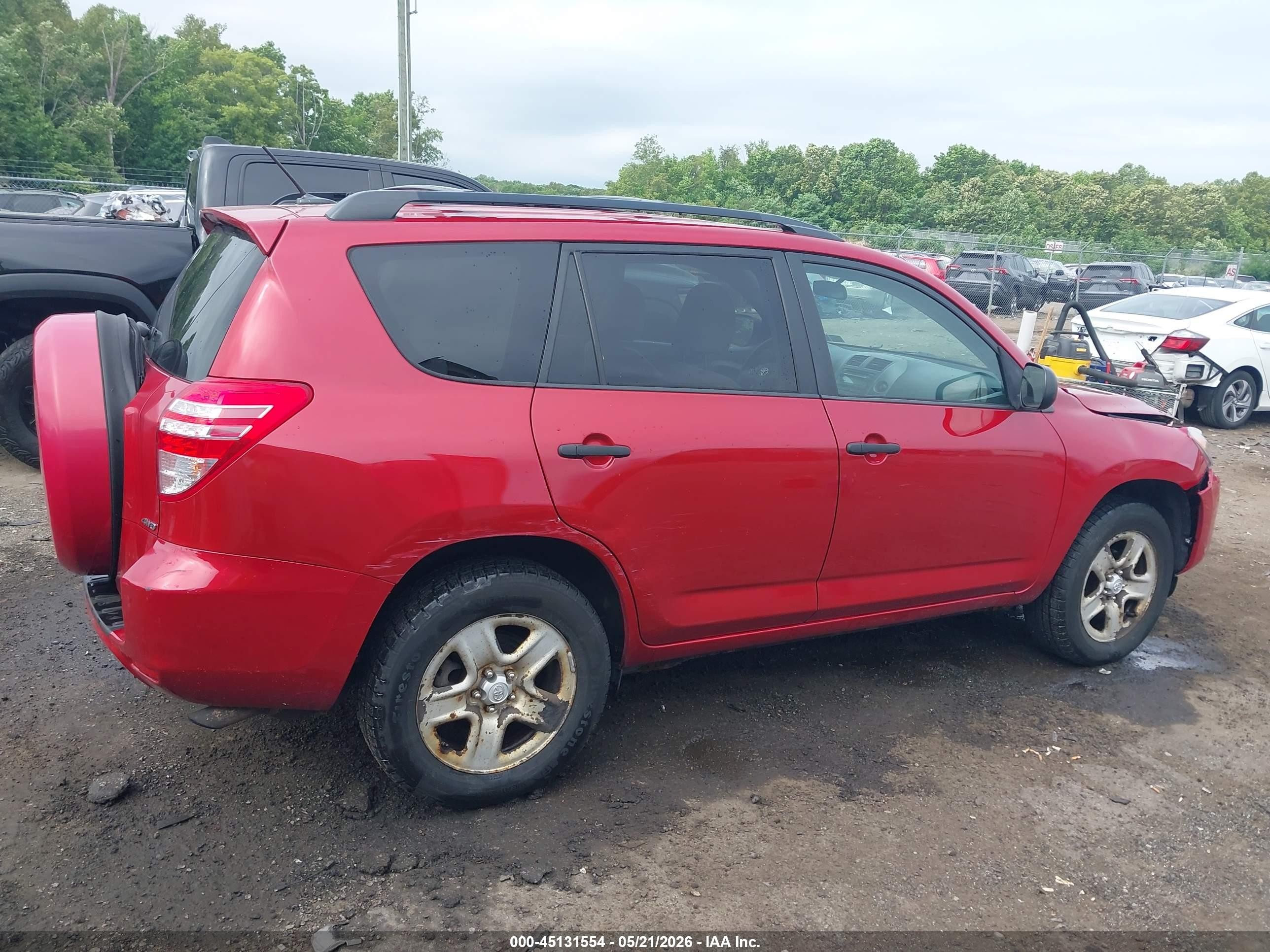 2012 Toyota Rav4   Red vin: 2T3BF4DV2CW195880