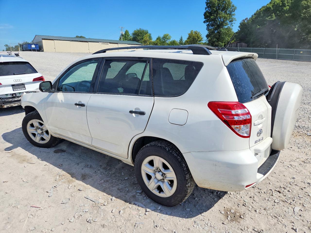 2012 Toyota Rav4 Base White vin: 2T3BF4DV2CW231664