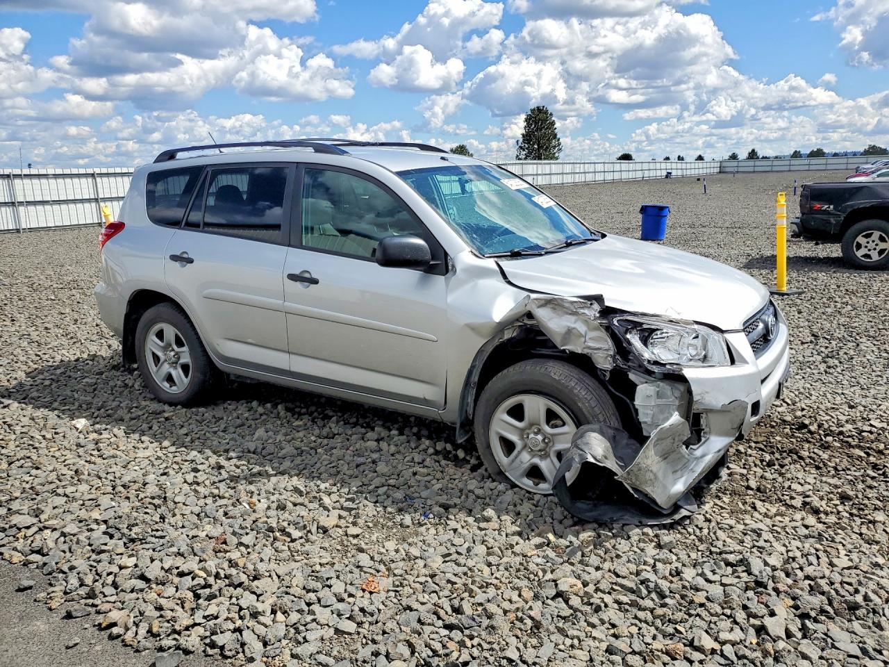 2012 Toyota Rav4 Base Silver vin: 2T3BF4DV2CW237481