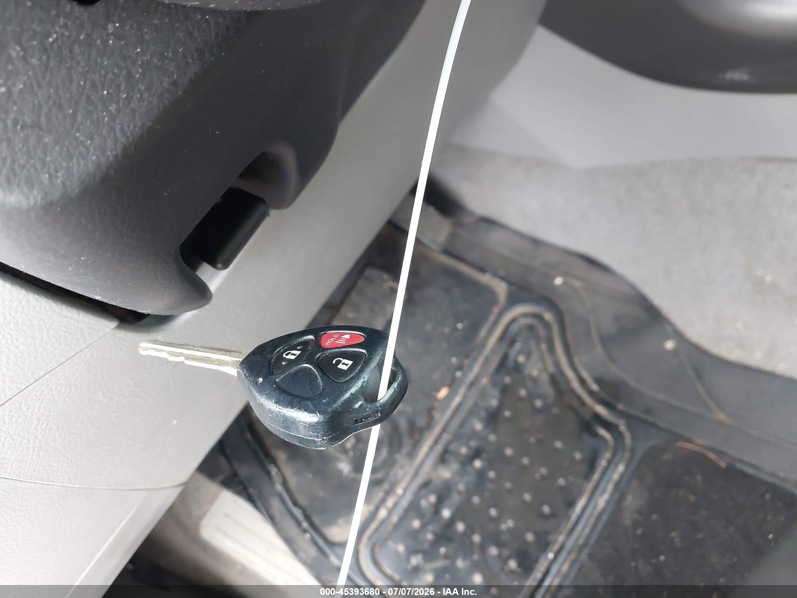 2012 Toyota Rav4   Silver vin: 2T3BF4DV2CW248237