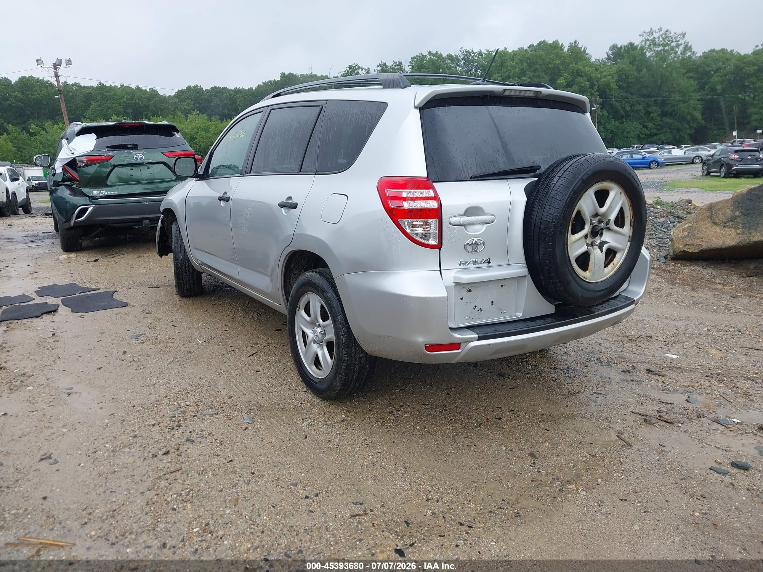 2012 Toyota Rav4   Silver vin: 2T3BF4DV2CW248237