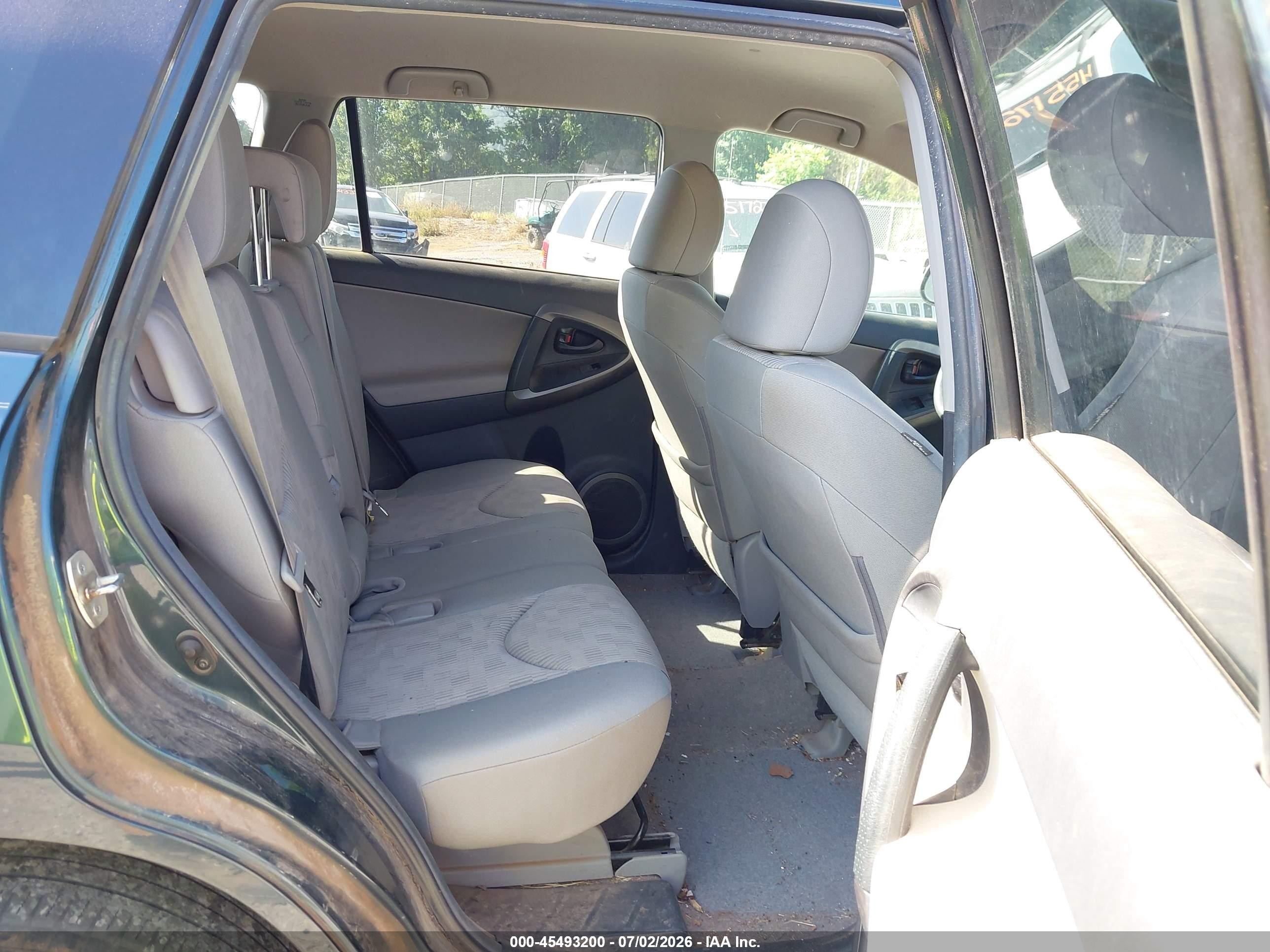 2012 Toyota Rav4   Blue vin: 2T3BF4DV2CW256368