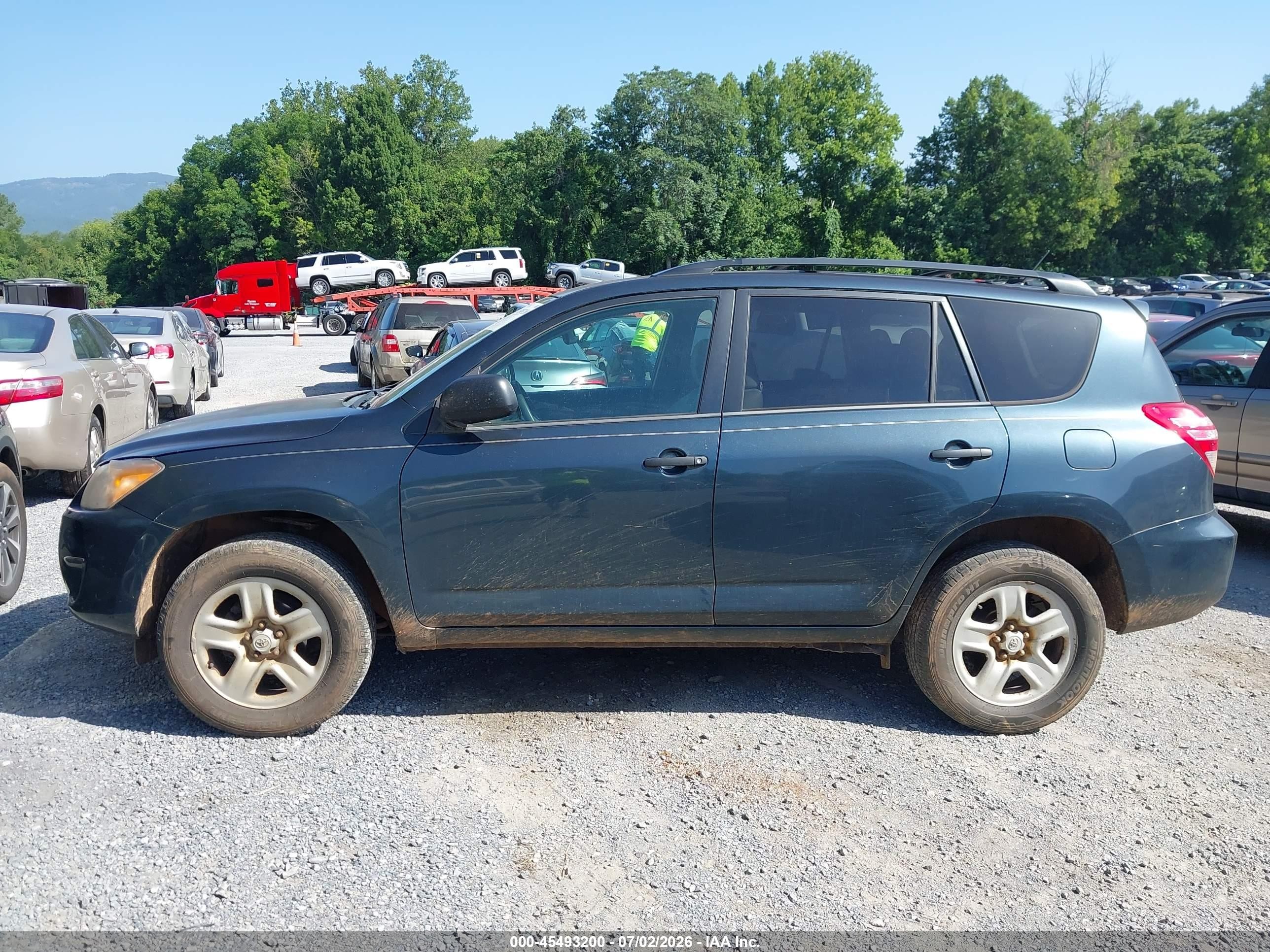 2012 Toyota Rav4   Blue vin: 2T3BF4DV2CW256368