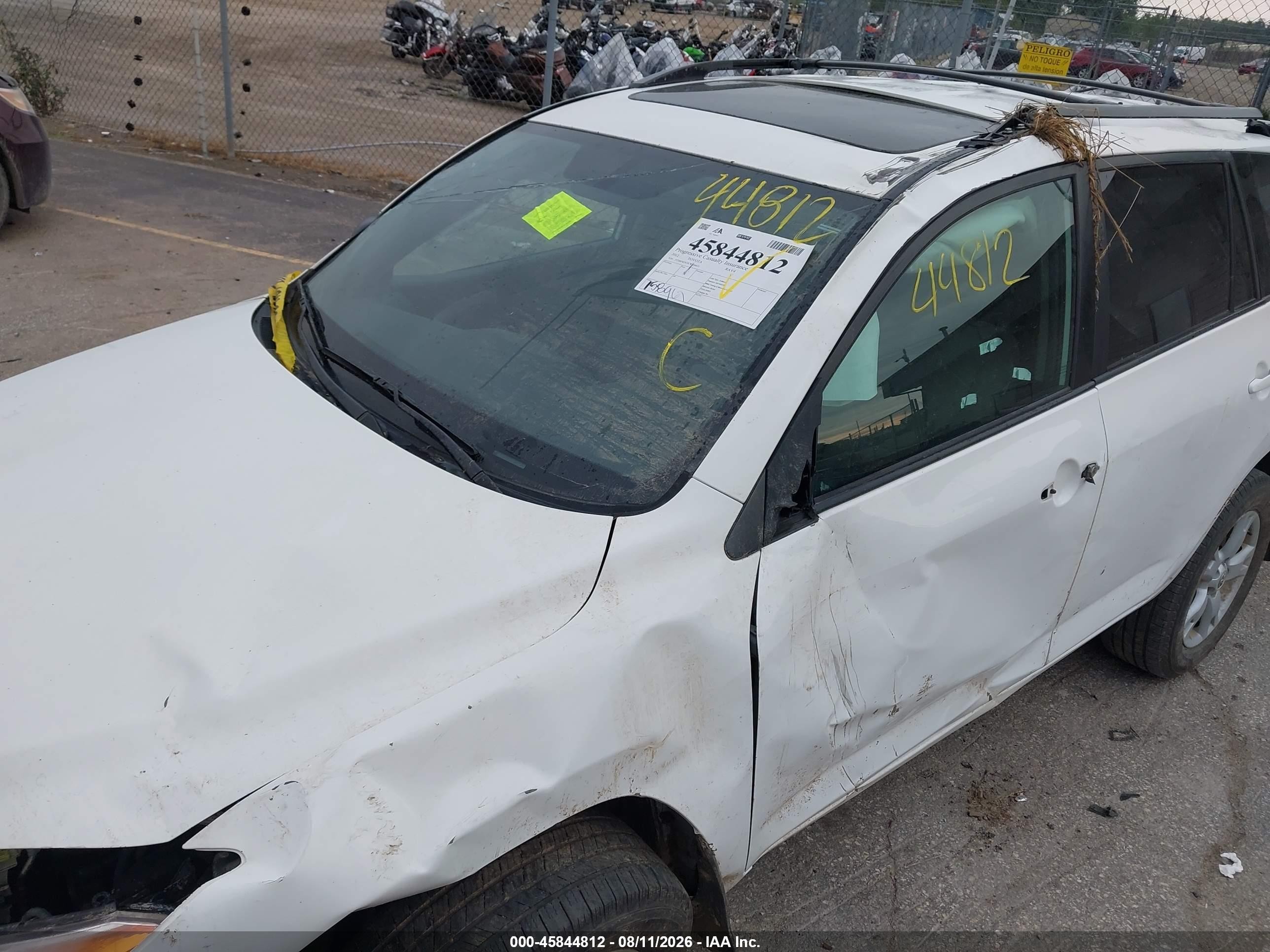 2012 Toyota Rav4   White vin: 2T3BF4DV2CW256631