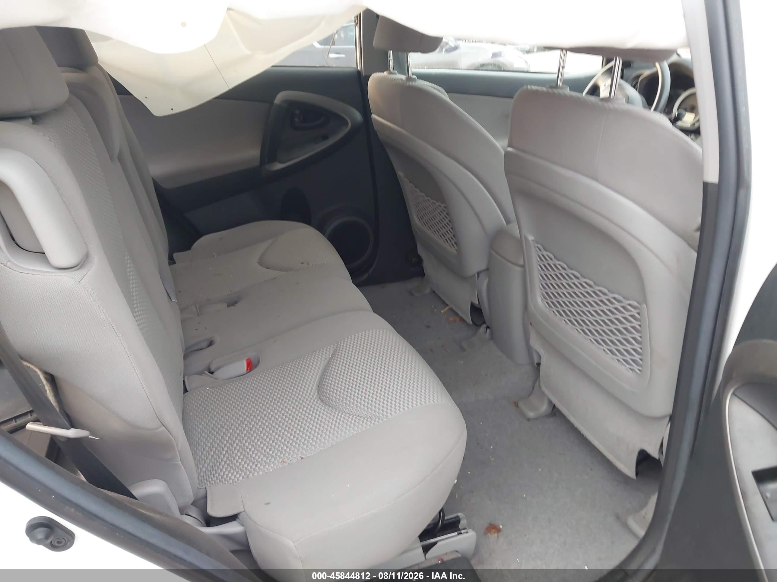 2012 Toyota Rav4   White vin: 2T3BF4DV2CW256631