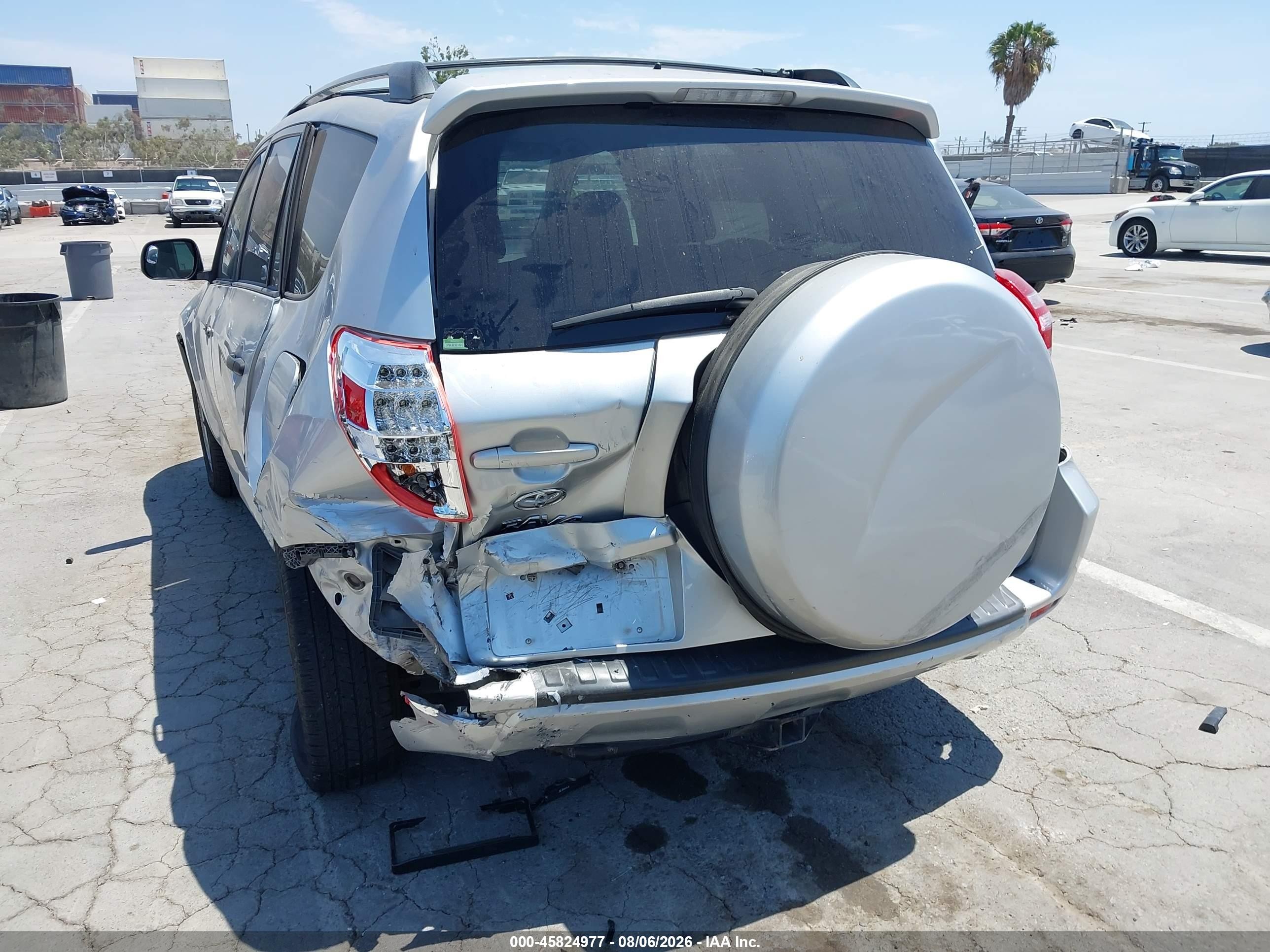 2012 Toyota Rav4   Silver vin: 2T3BF4DV2CW267869