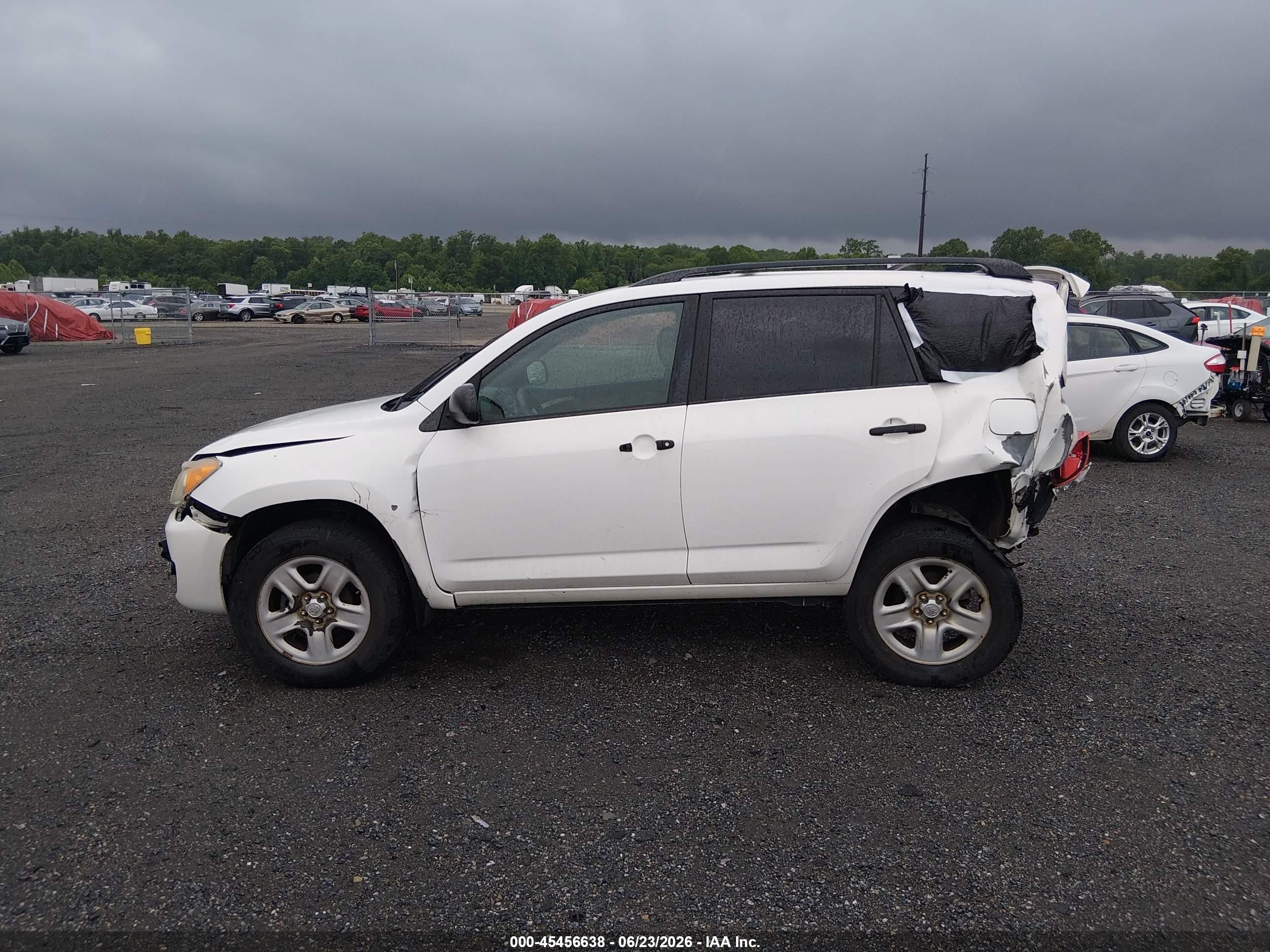 2012 Toyota Rav4   White vin: 2T3BF4DV2CW268519