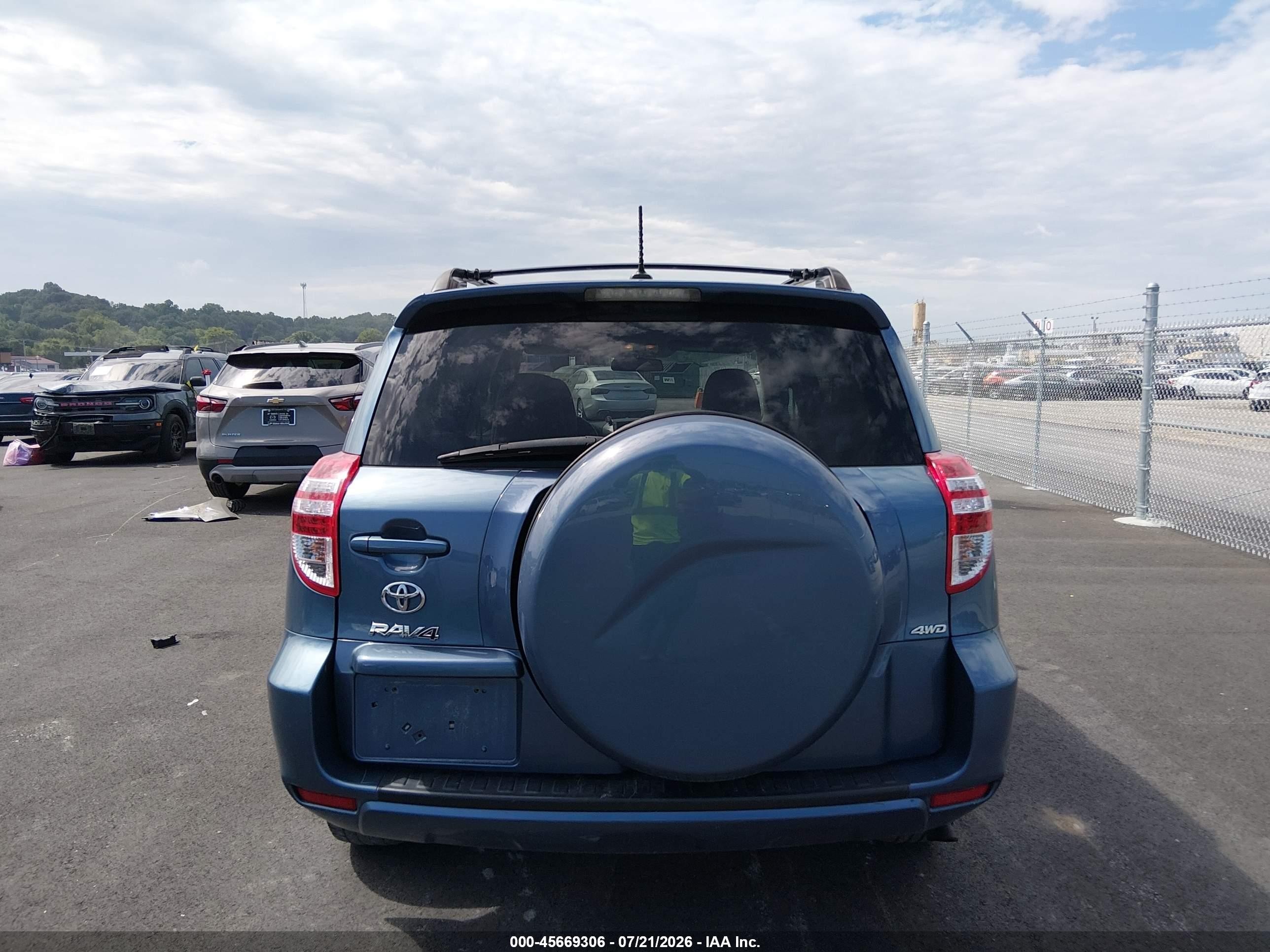 2012 Toyota Rav4 Blue vin: 2T3BF4DV2CW270044