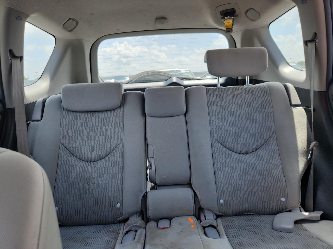 2010 Toyota Rav4 Base Silver vin: 2T3BF4DV3AW032359