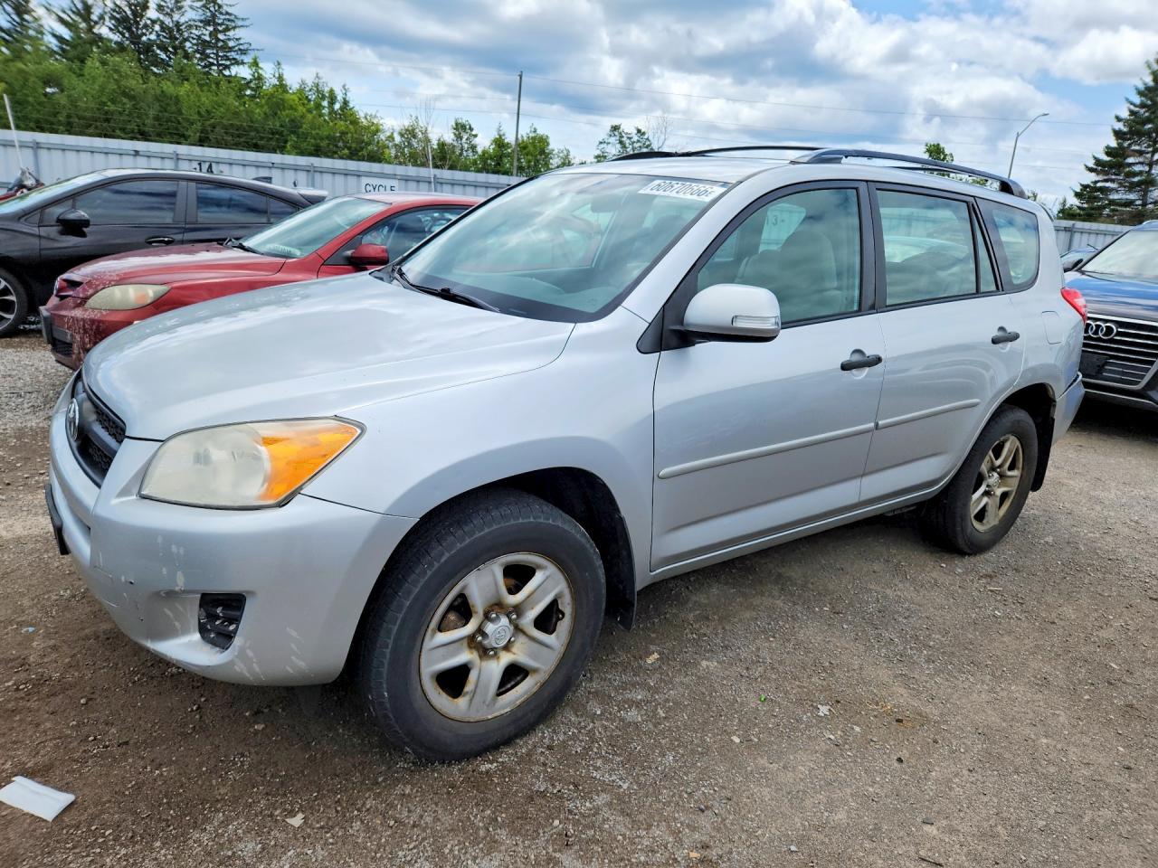 2010 Toyota Rav4 Base Silver vin: 2T3BF4DV3AW041739