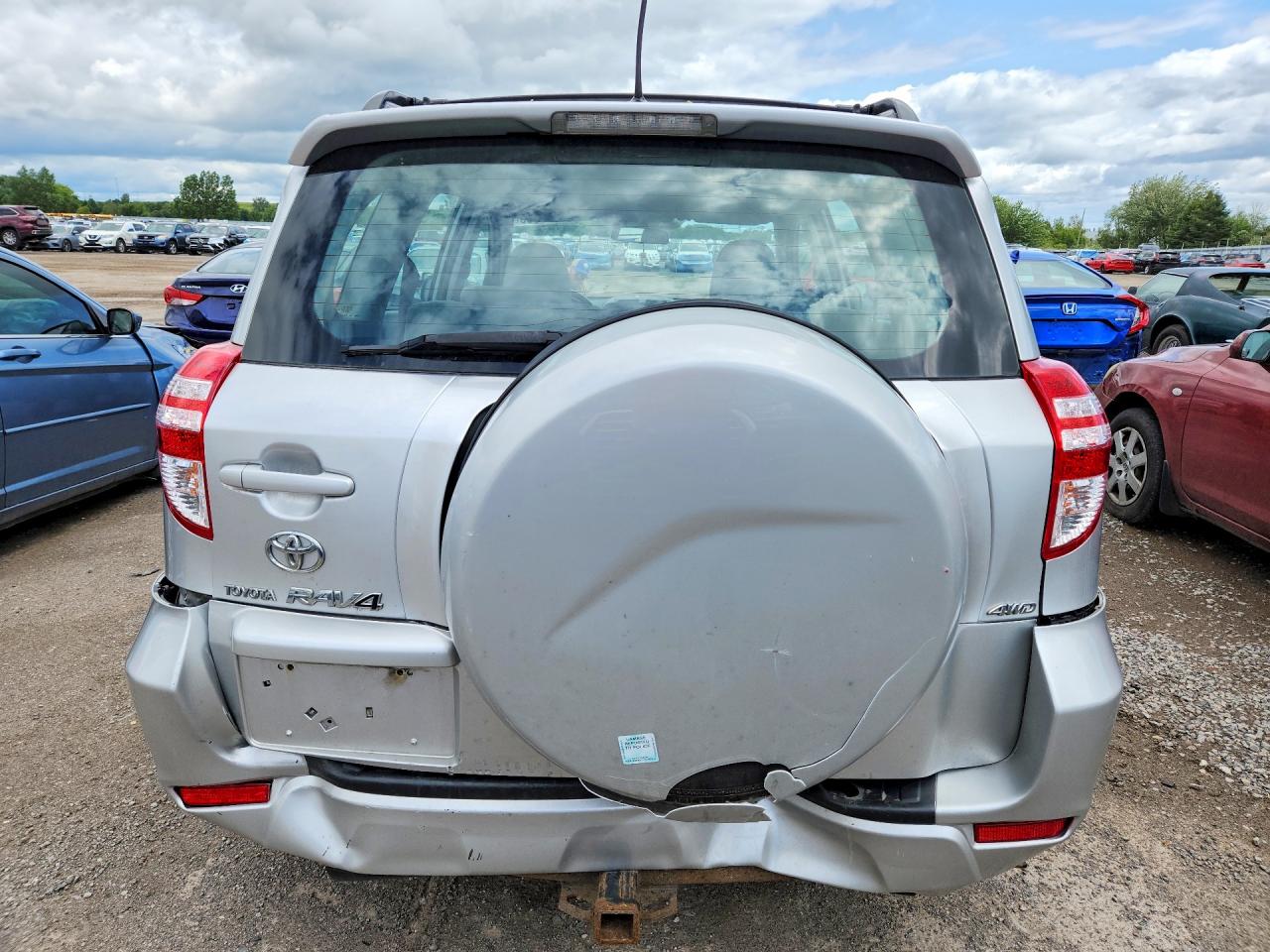 2010 Toyota Rav4 Base Silver vin: 2T3BF4DV3AW041739