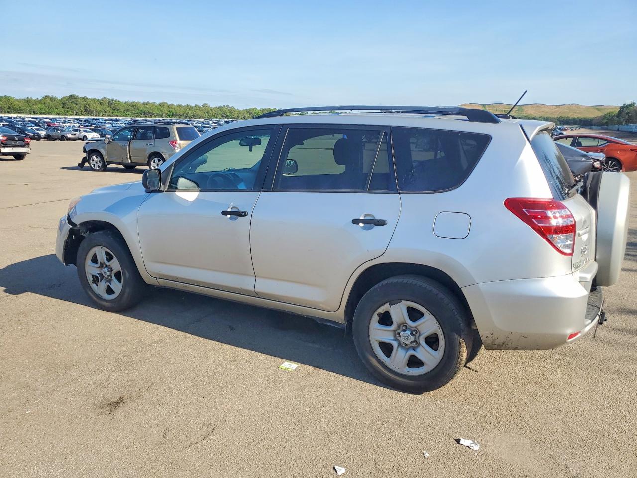 2010 Toyota Rav4 Base Серебряный vin: 2T3BF4DV3AW045256