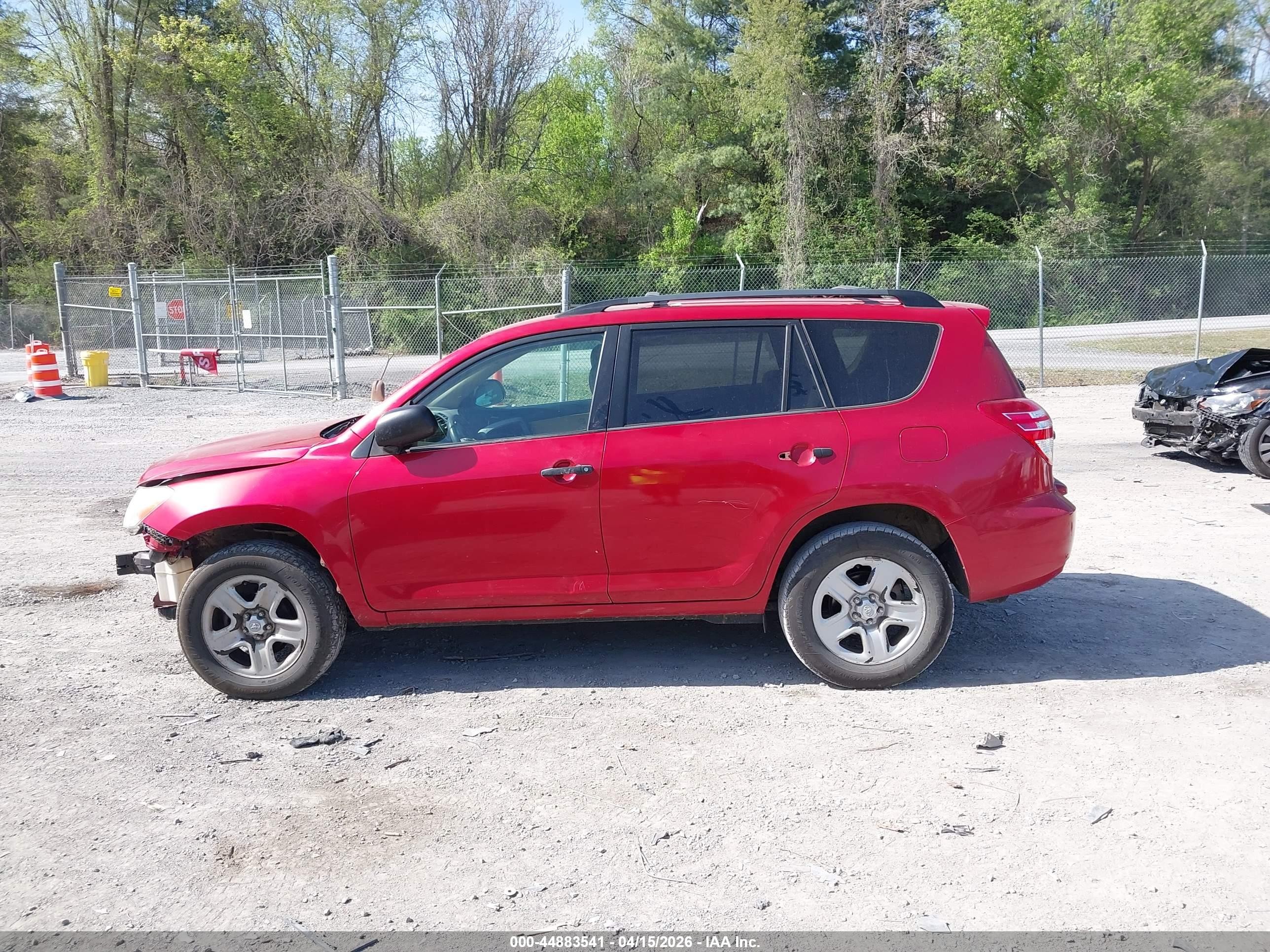 2010 Toyota Rav4   Burgundy vin: 2T3BF4DV3AW065300