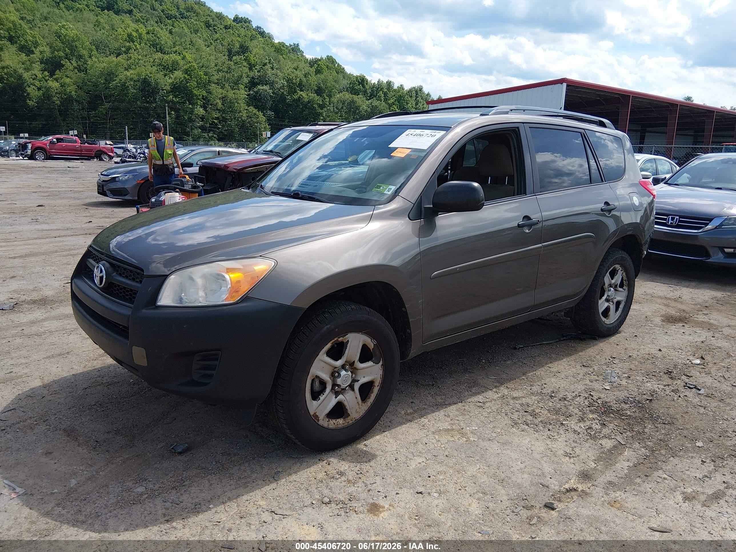 2010 Toyota Rav4   Gray vin: 2T3BF4DV3AW073445